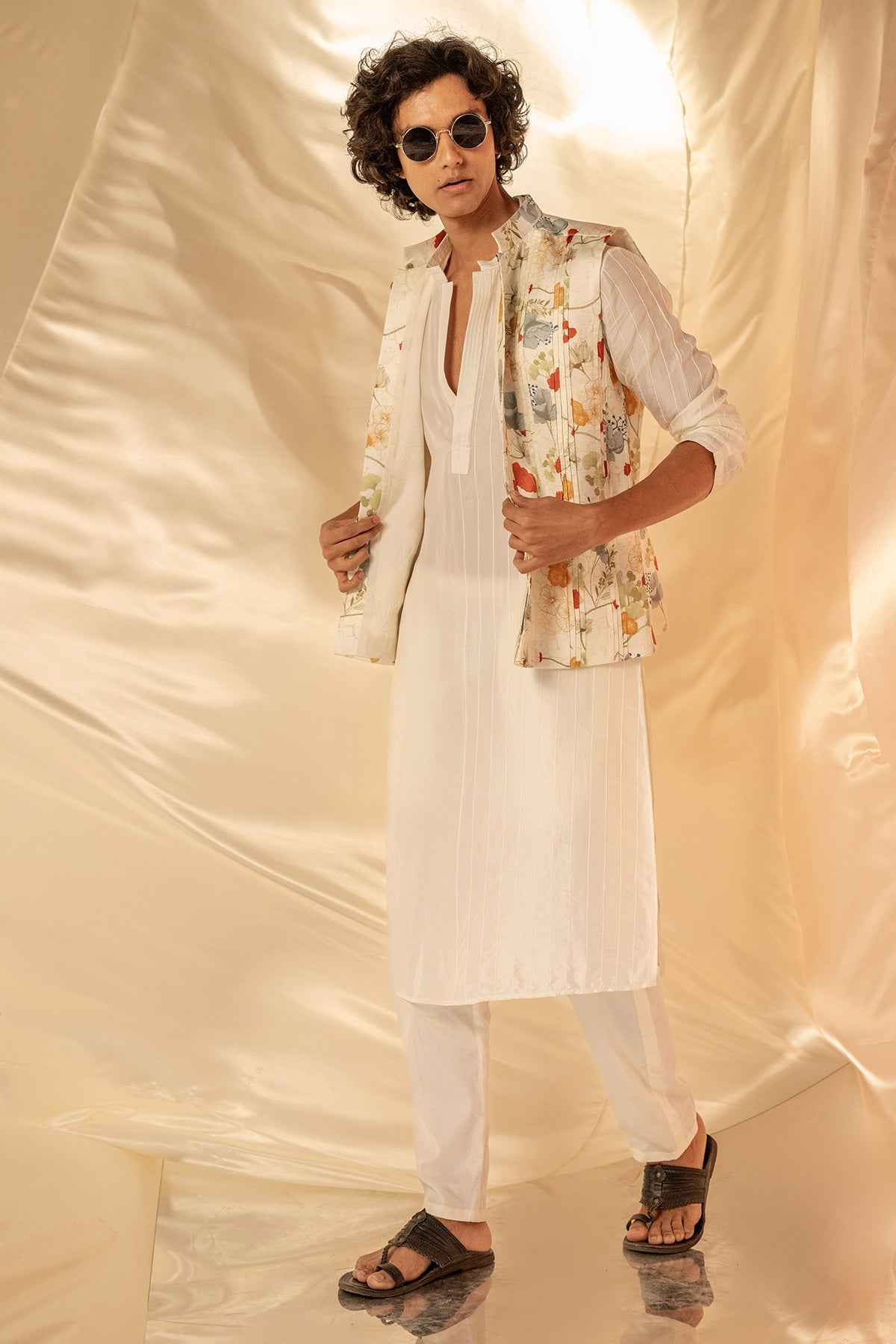 Buy White Plain Kurta & Print Bundi by Shristi Chetani for men online at ScrollnShops