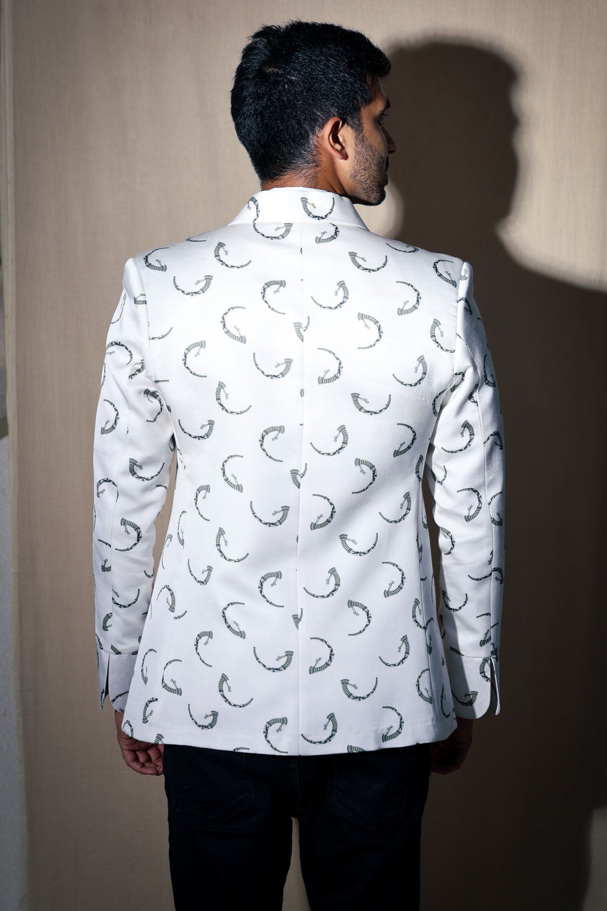 White Print Round Cuff Blazer