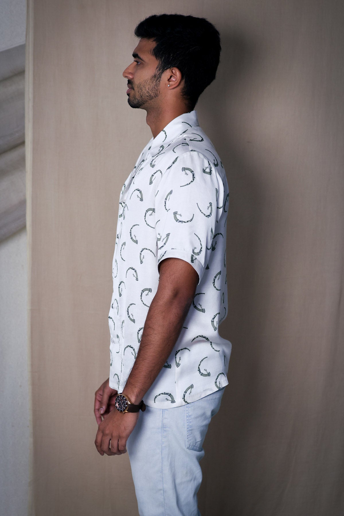 White Print Short Sleeves Shirt