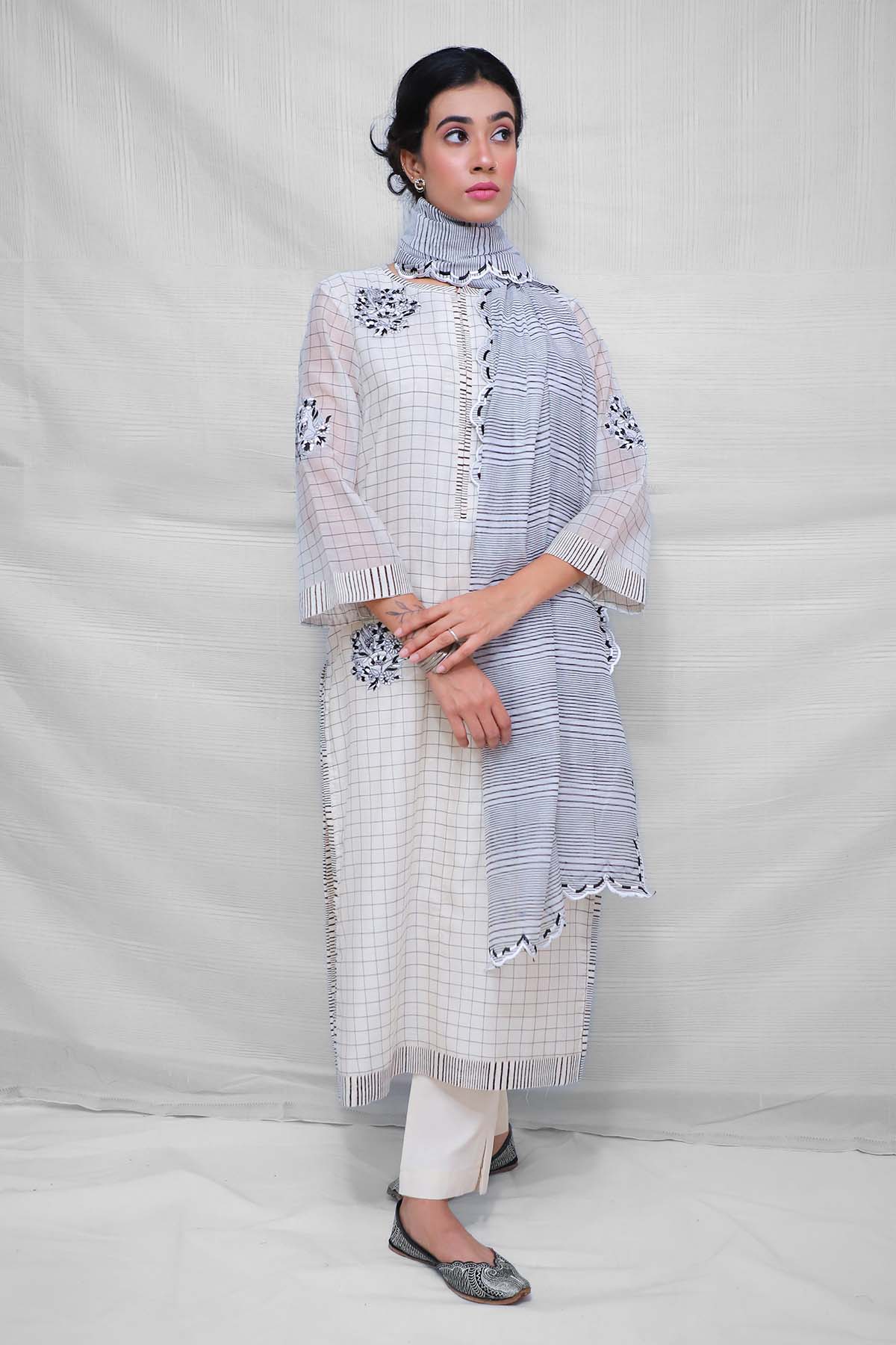 Buy White Printed Straight Kurta Set by House Of 87 for women online at ScrollnShops