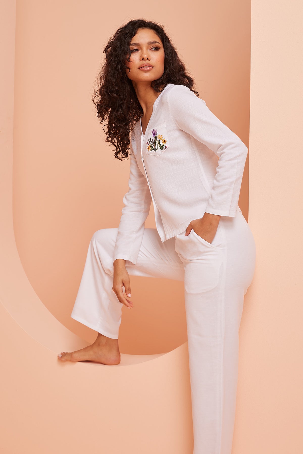 White Relaxed Wide-Leg Pants