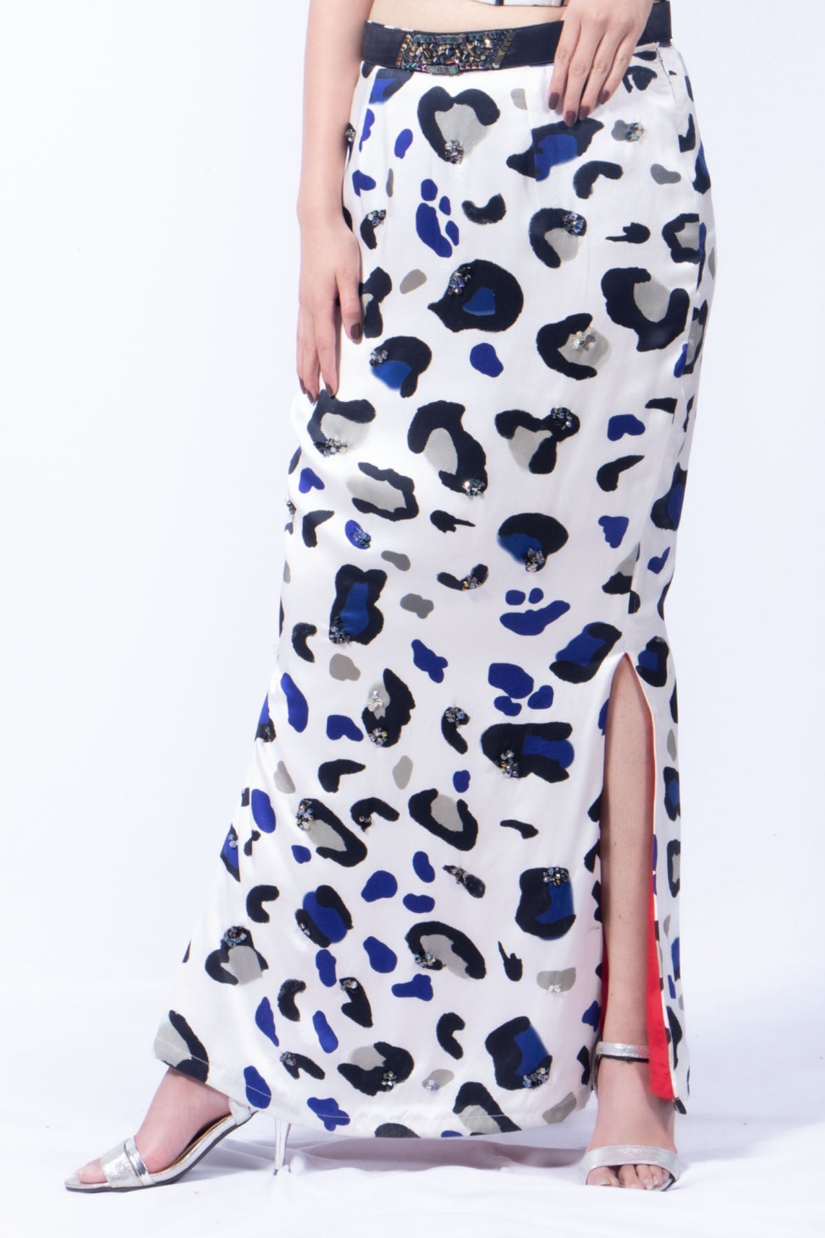 Etti Kapoor White Satin Mermaid Cut Skirt Online