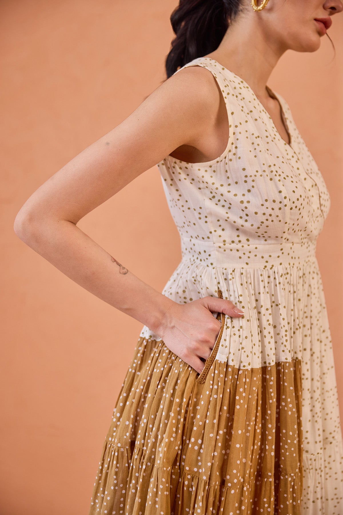 White Scalloped Neck Midi Dress