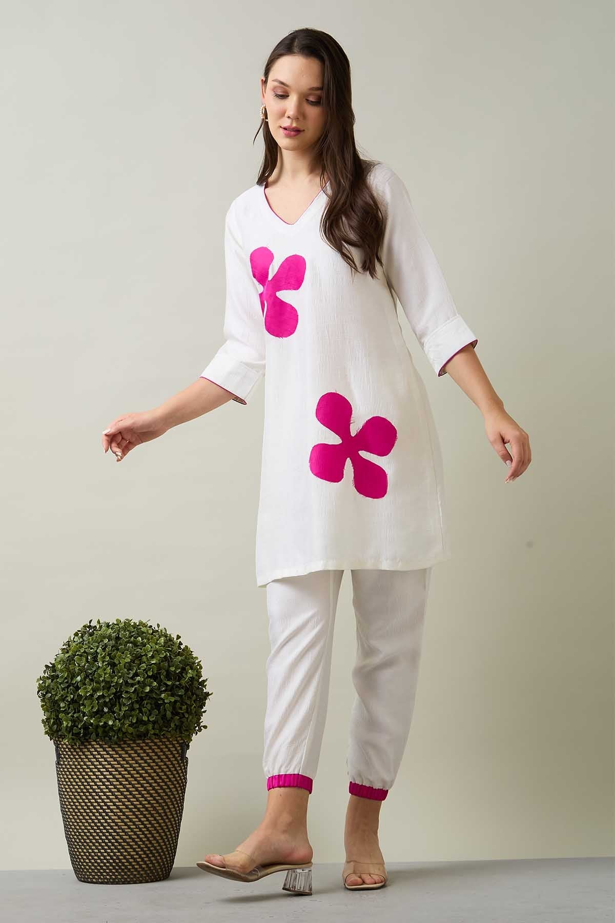 Buy White Silk Patchwork Kurta Set by SNEHA B for women online at ScrollnShops