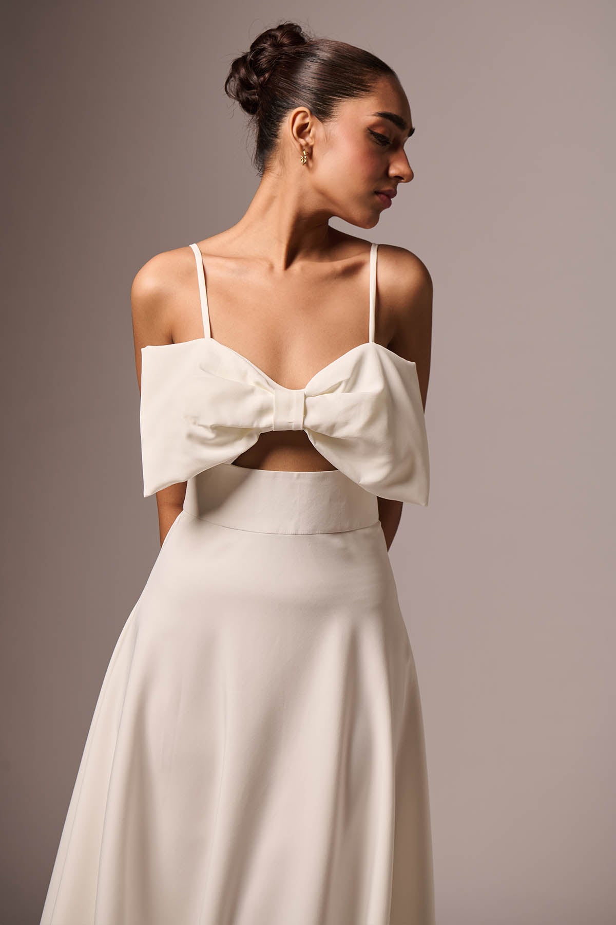 White Sleeveless Bow Midi Dress
