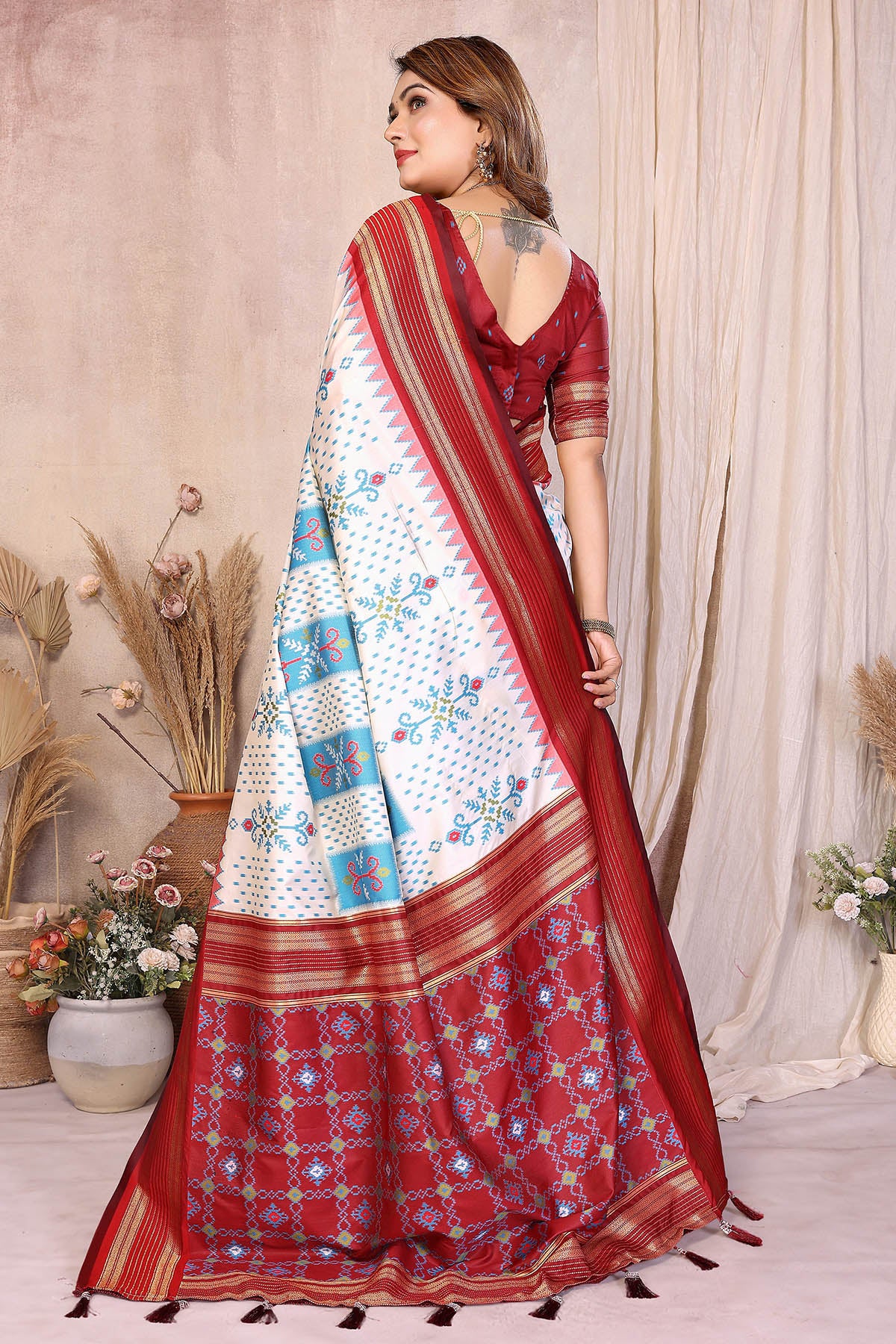 White Soft Silk Weaving Saree