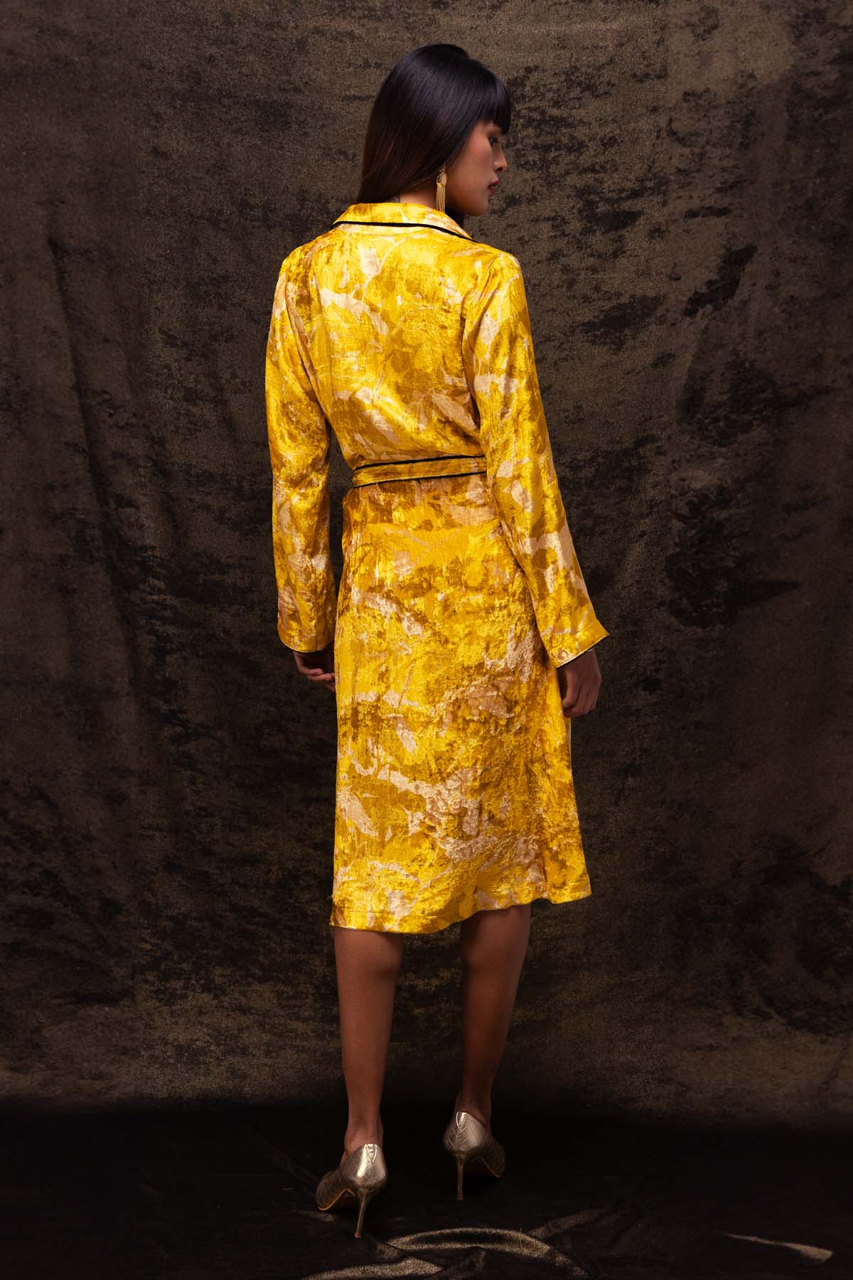 Yellow Abstract Robe Dress