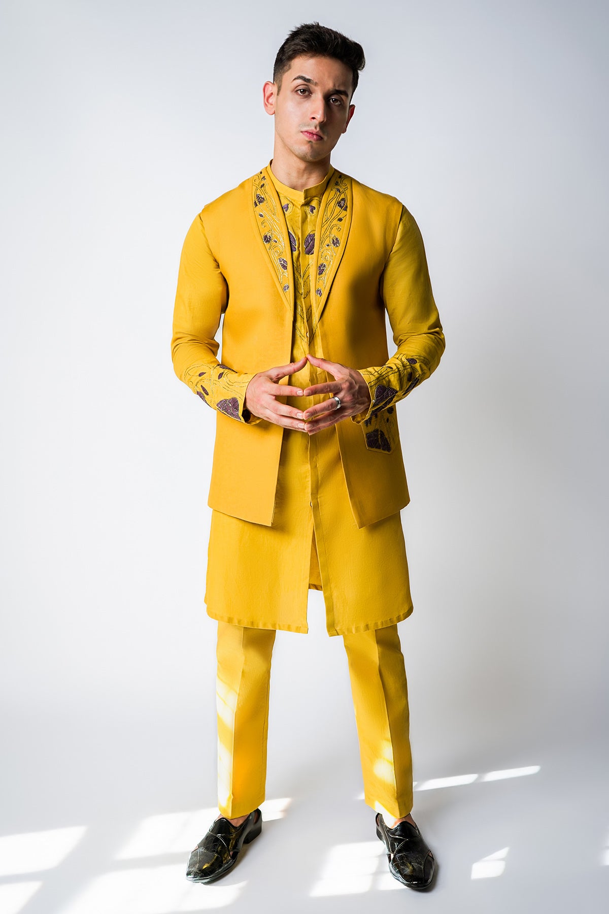 Yellow Linen Kasab Bundi Set
