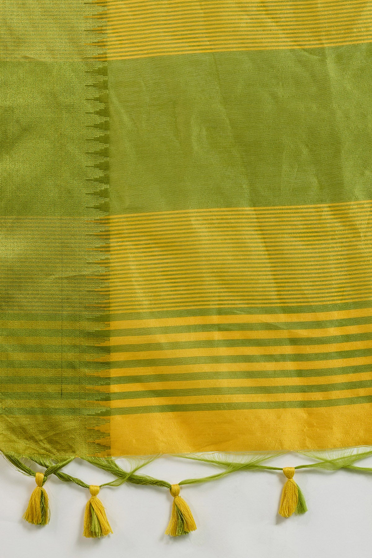 Yellow Raw Silk Thread Saree