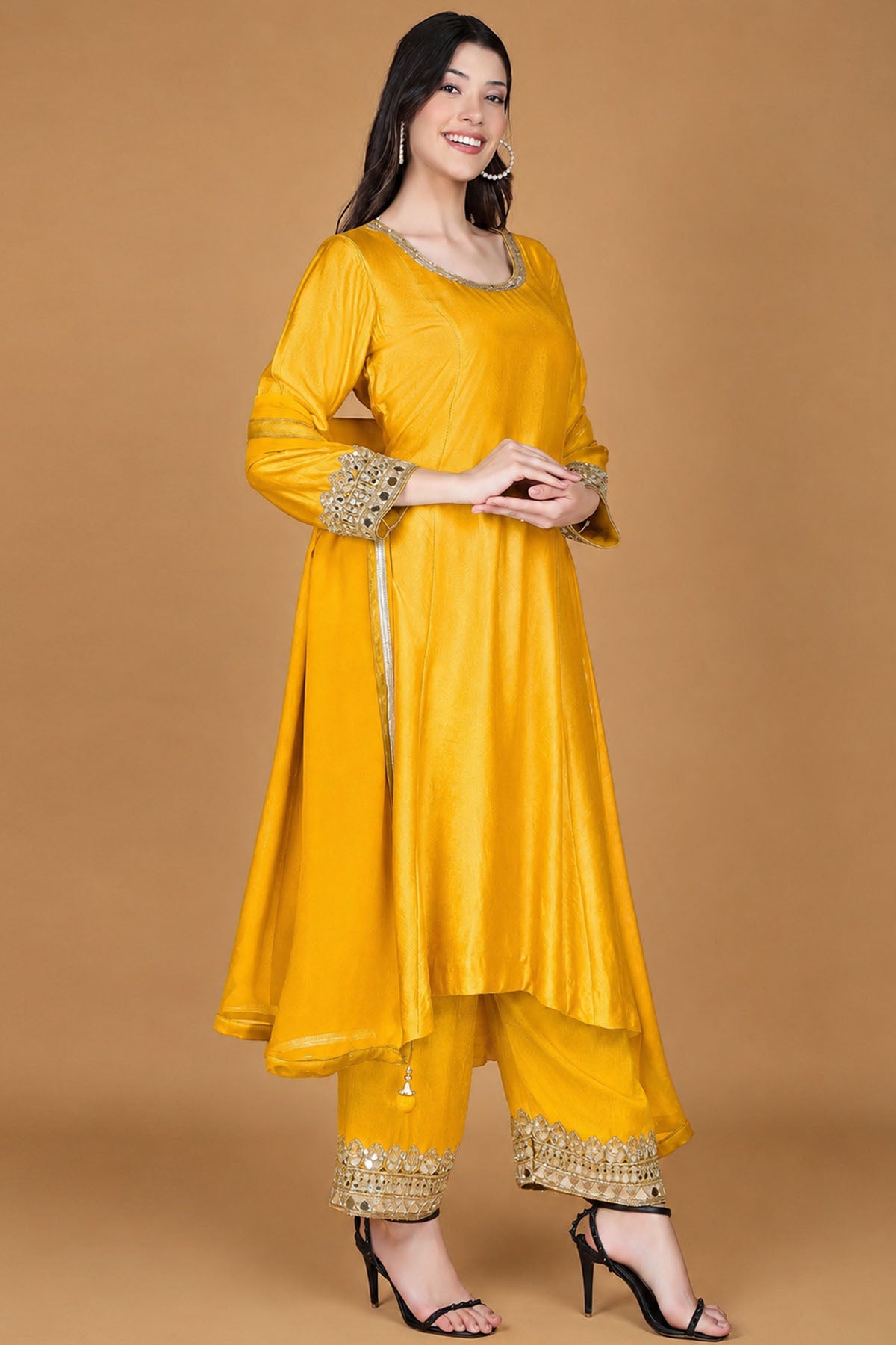 Yellow Zari & Cutdana Kurta Set