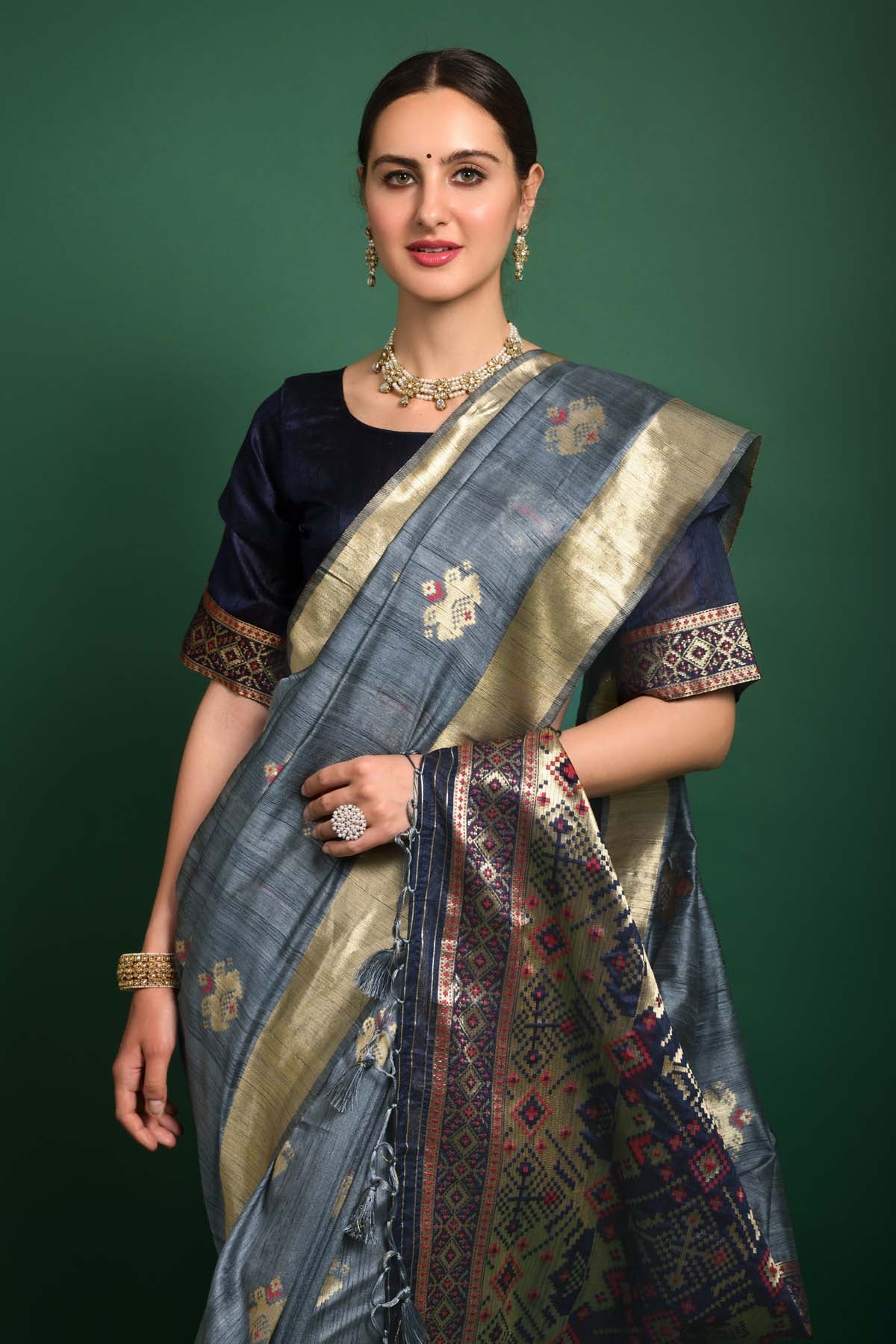 Zari Woven Tussar Silk Saree