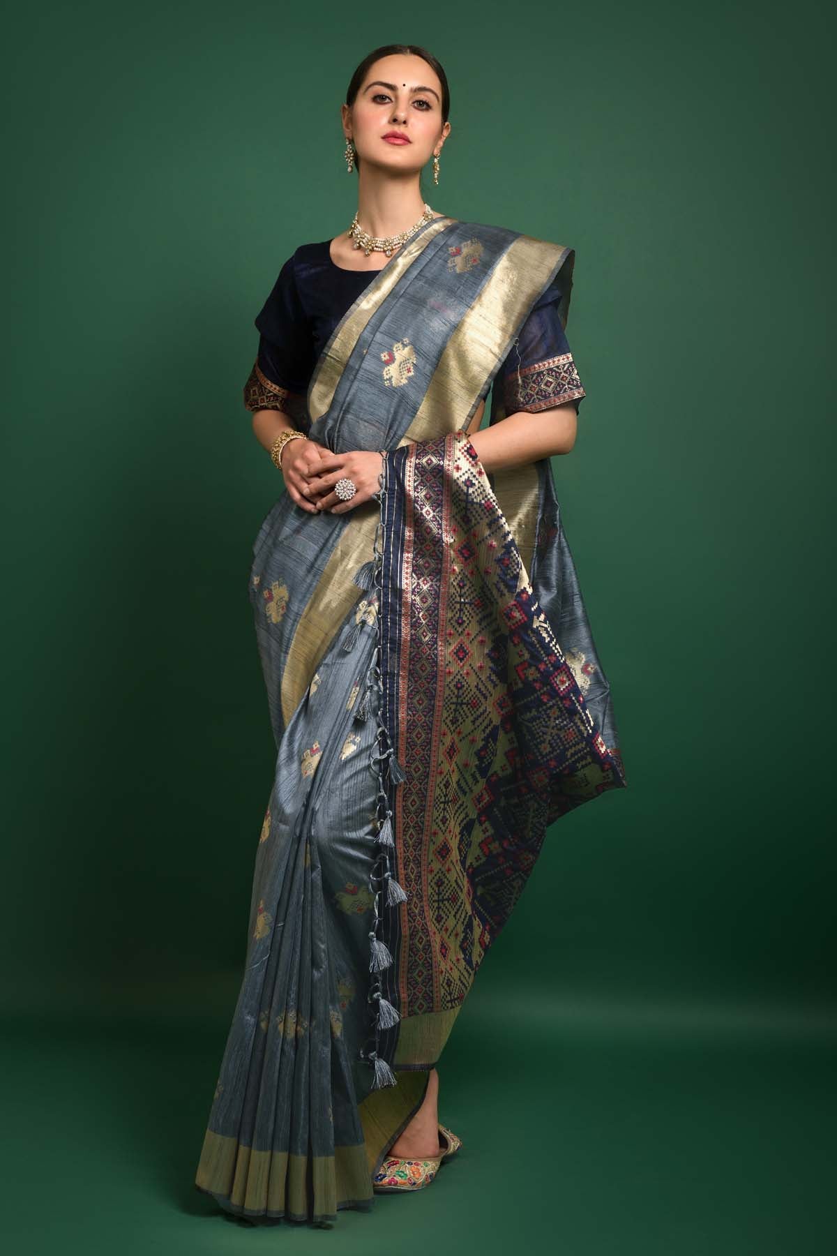 Zari Woven Tussar Silk Saree