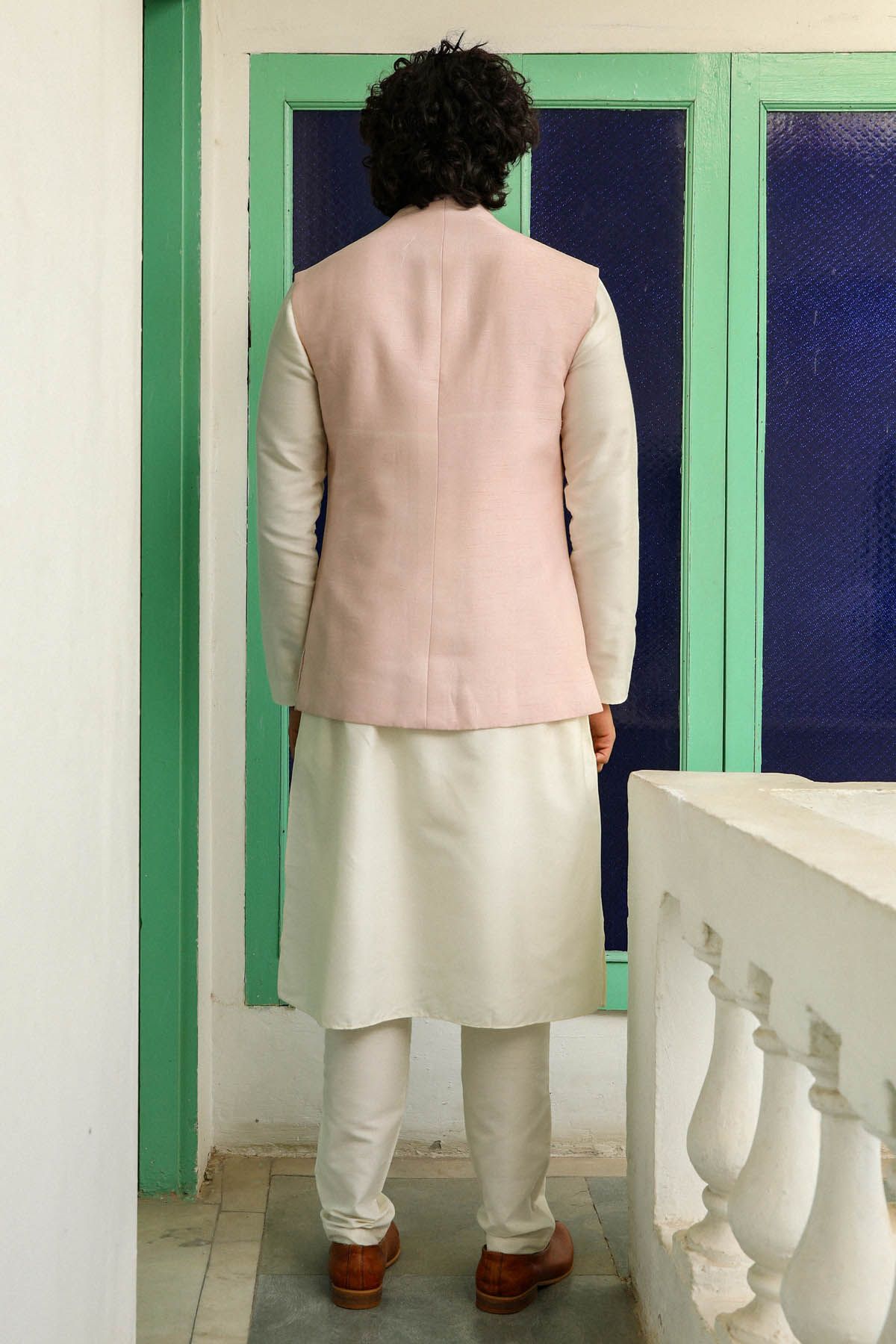 Zari Sequins Embroidered Bundi