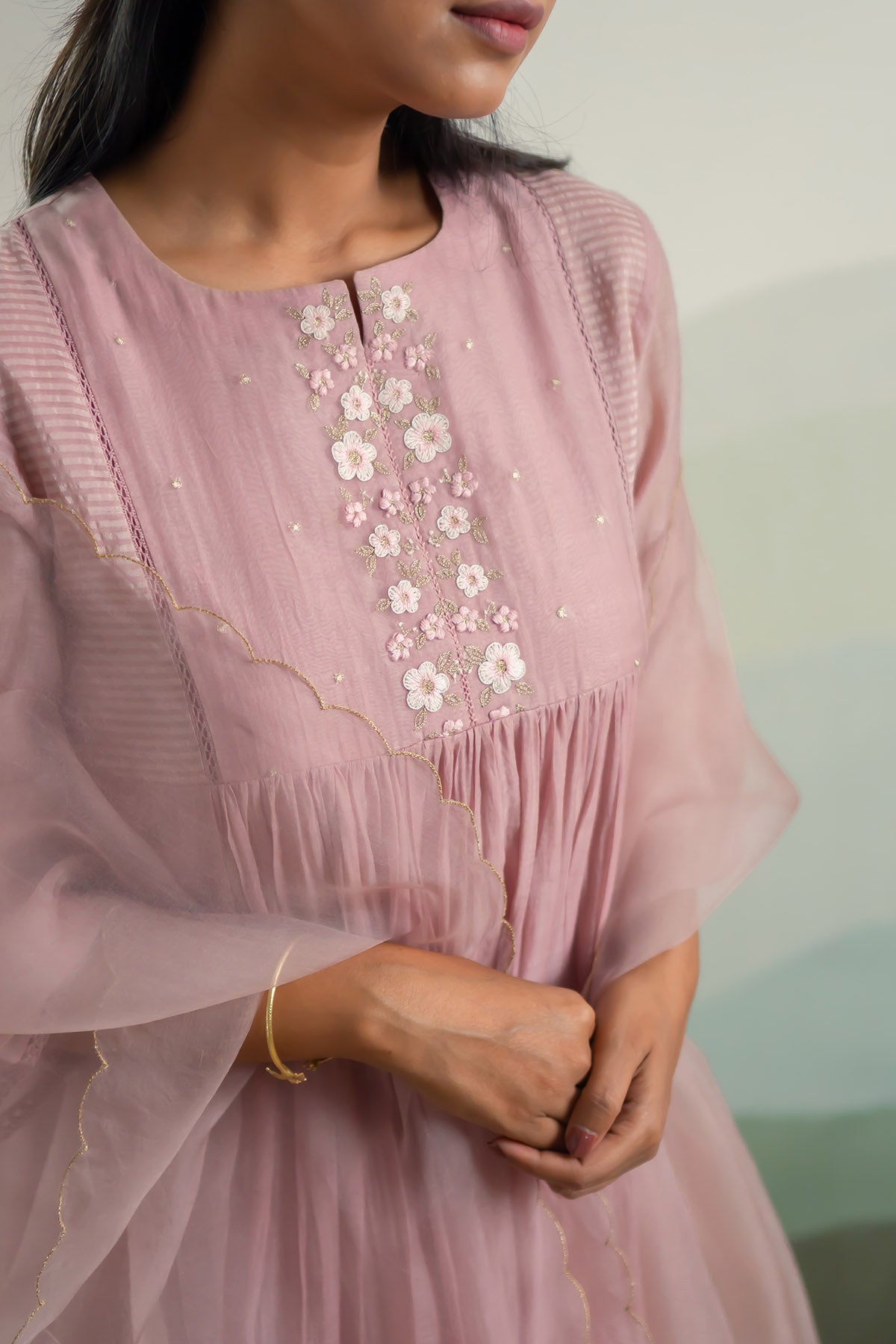 Zari Embroidered Pink Kurta Set