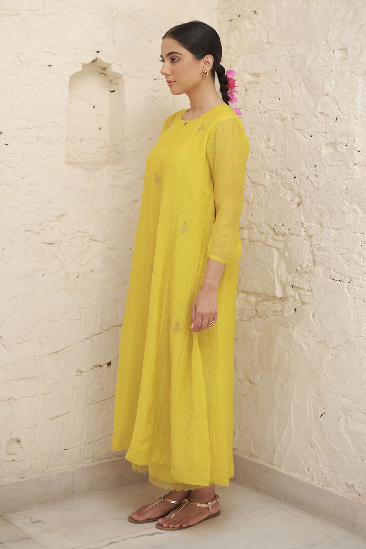 Zari Hand Embroidered Kurta Set