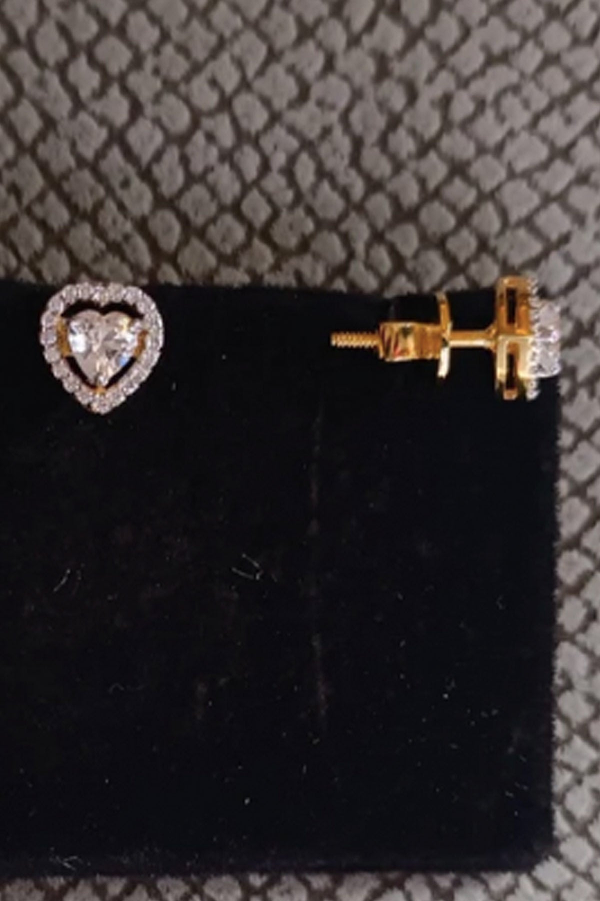 Zirconia Heart Stud Earrings