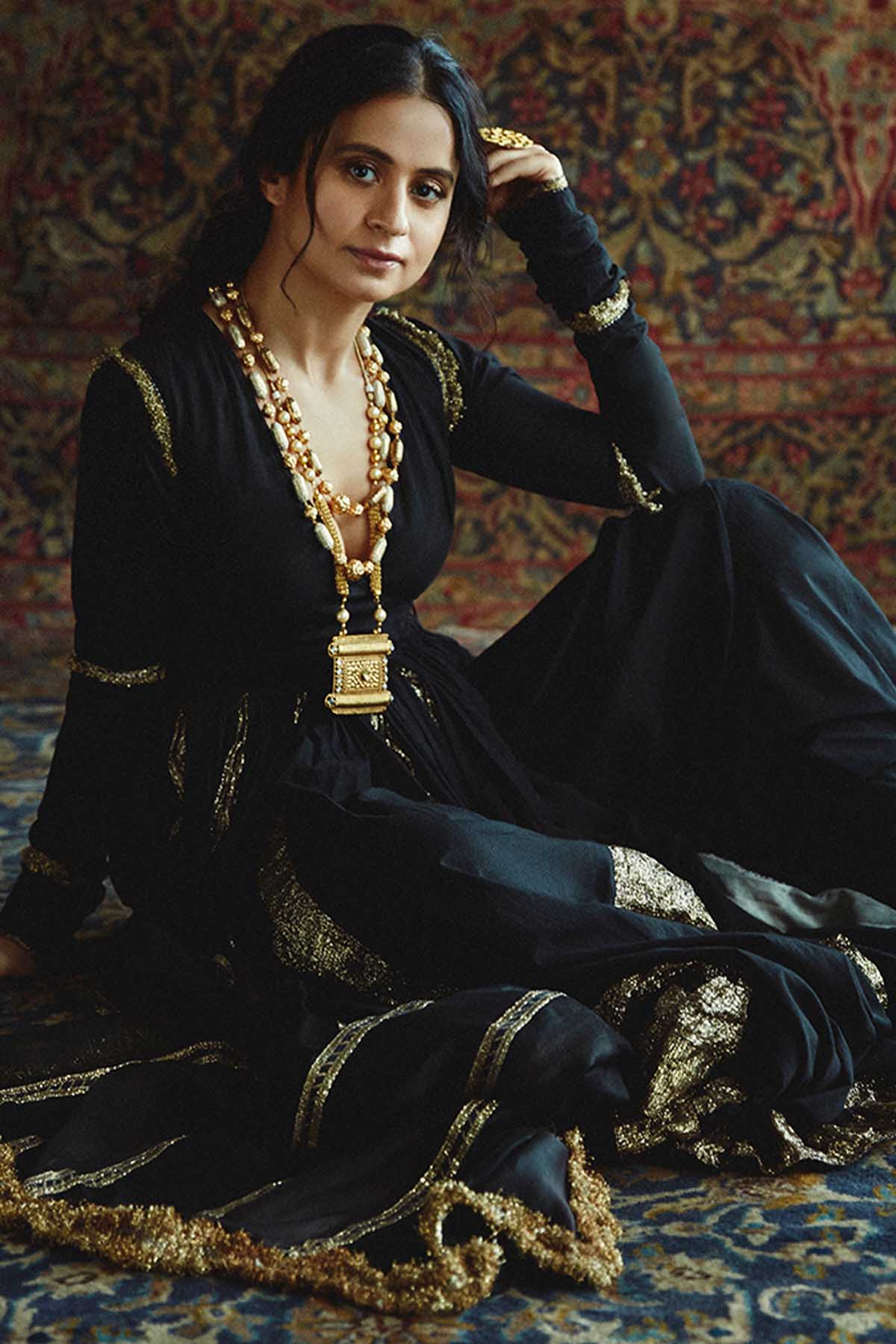Buy ITRH, Designer Black Metallic Lampi Godet Angrakha Set Online
