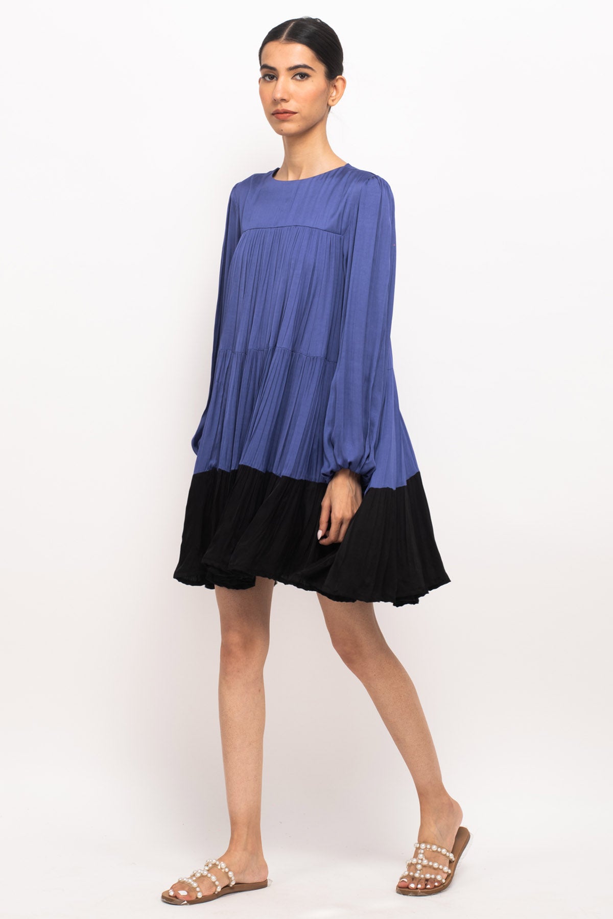 Color Blocked Gathered Short Dress