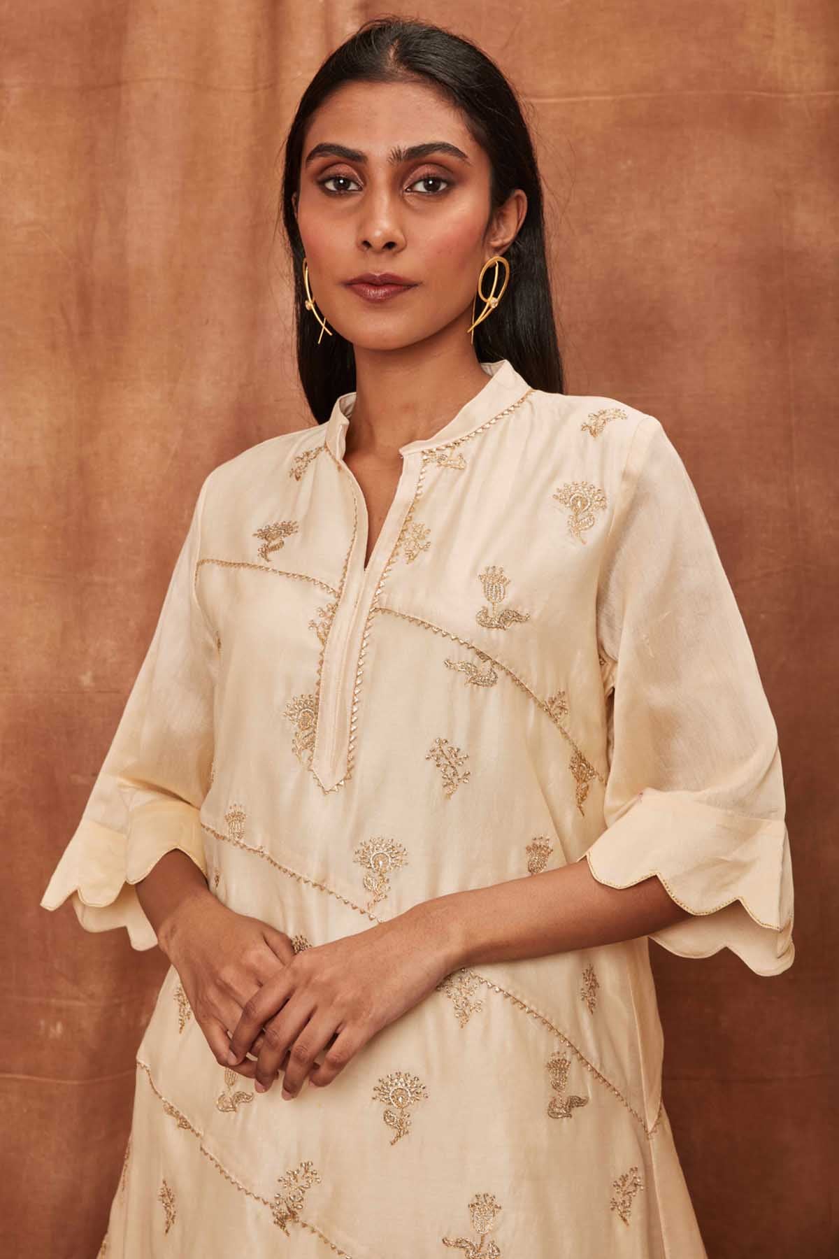 Cream Scalloped Kurta & Dhoti