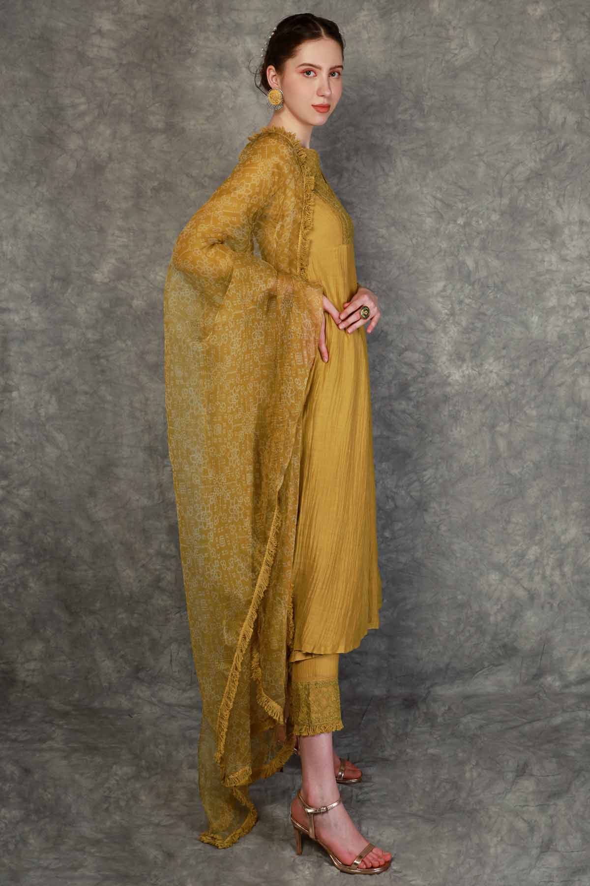 Olive Dori Embroidered Kurta Set