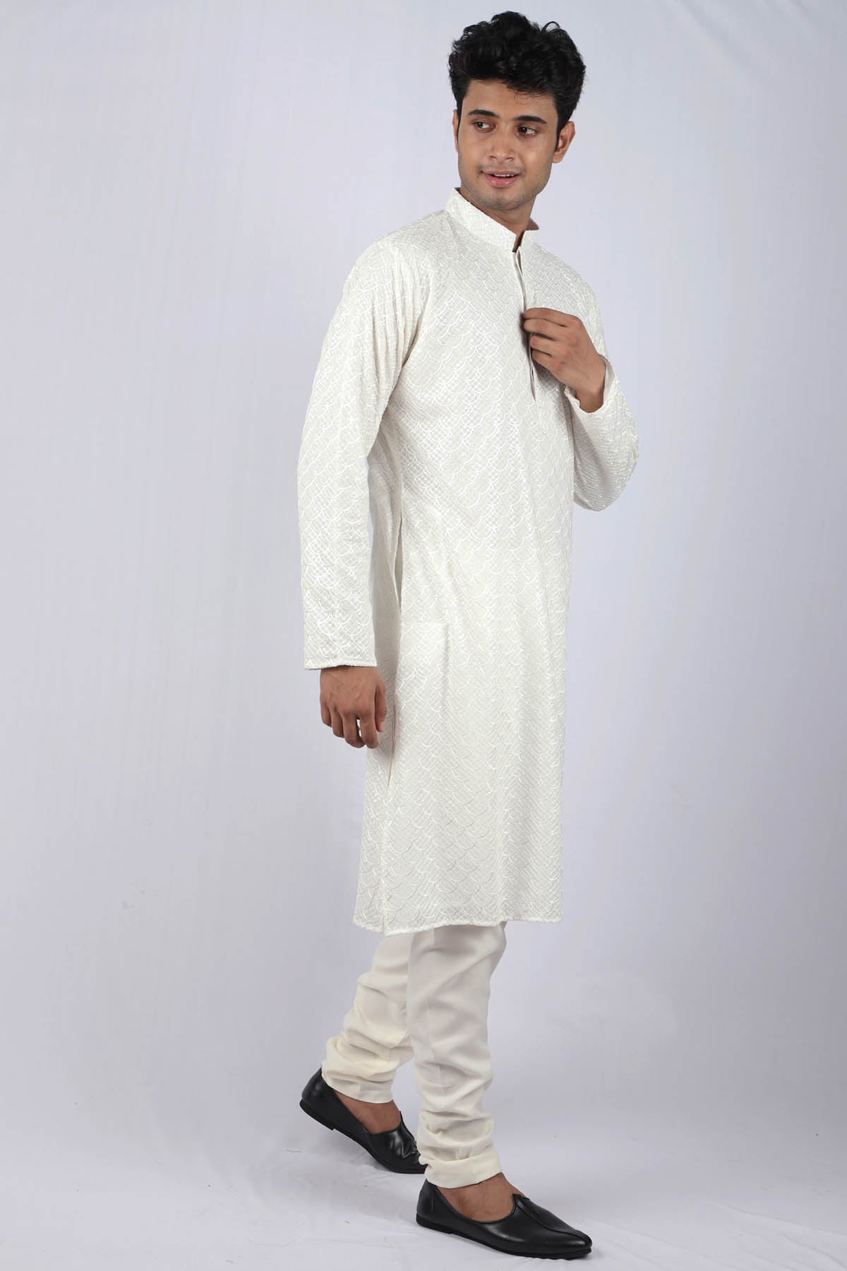 Embroidered Shahjahaan Kurta Set