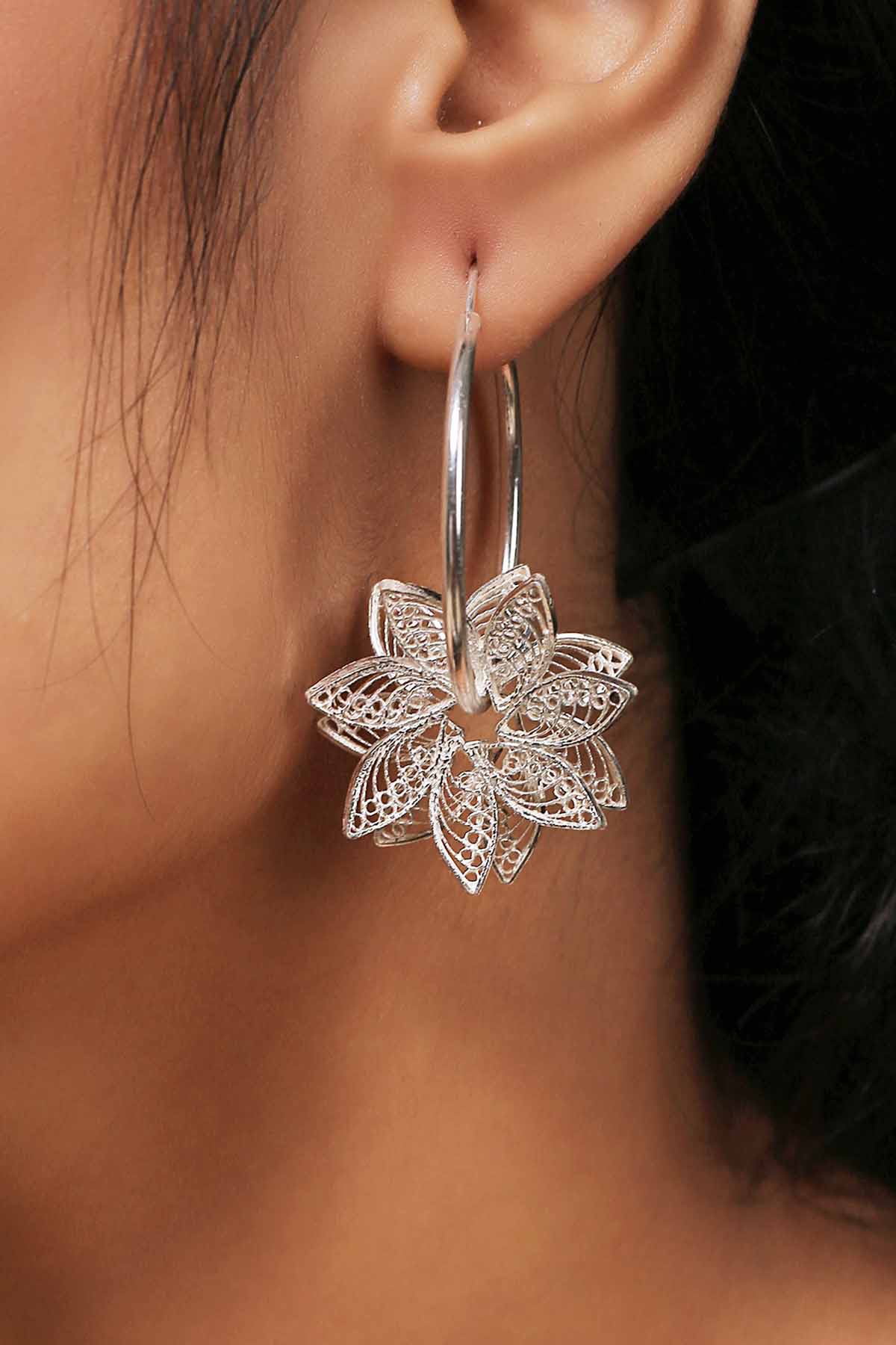 Buy Filigree Flower Balis Online