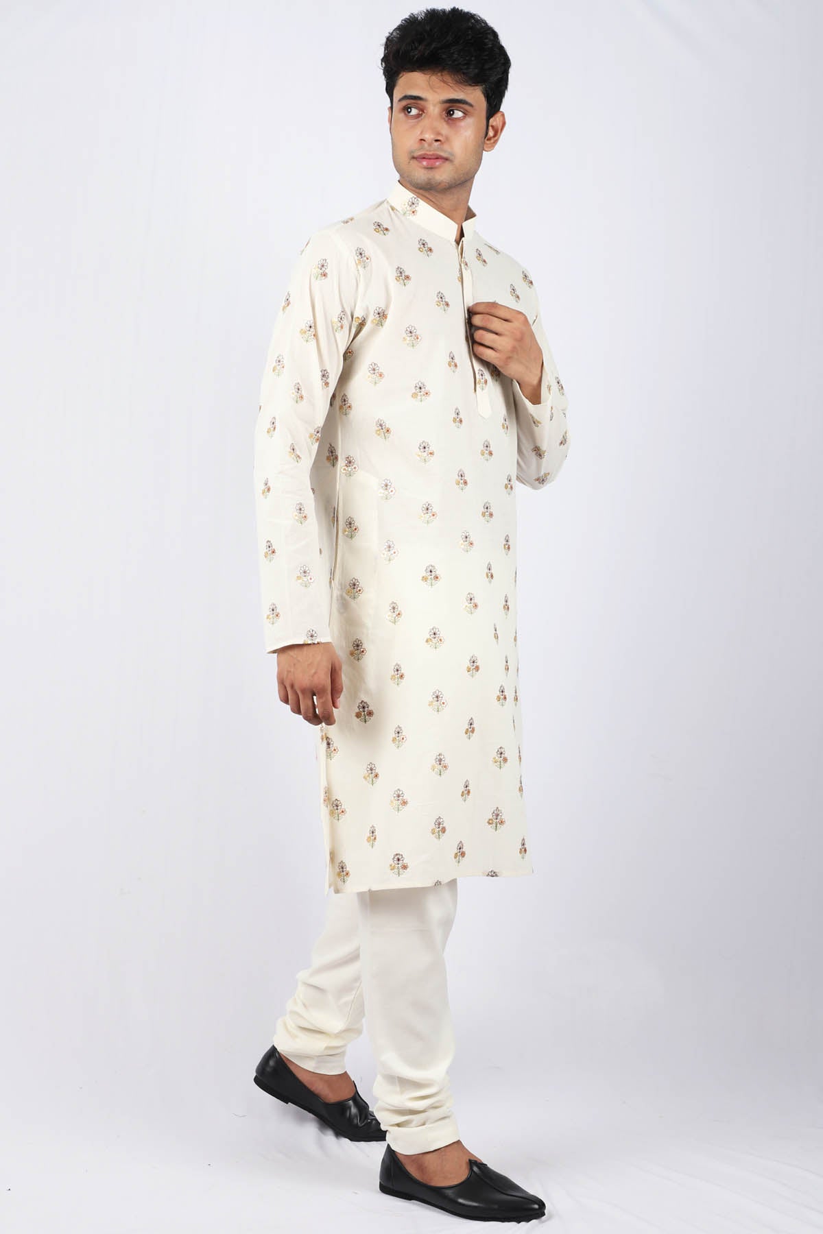 Firdaus Embroidered Kurta Set