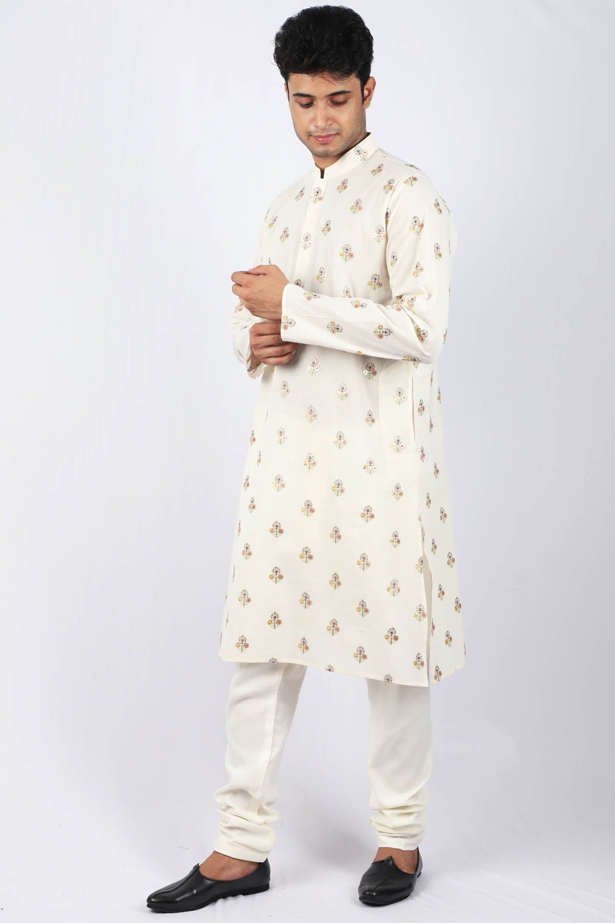 Firdaus Embroidered Kurta Set
