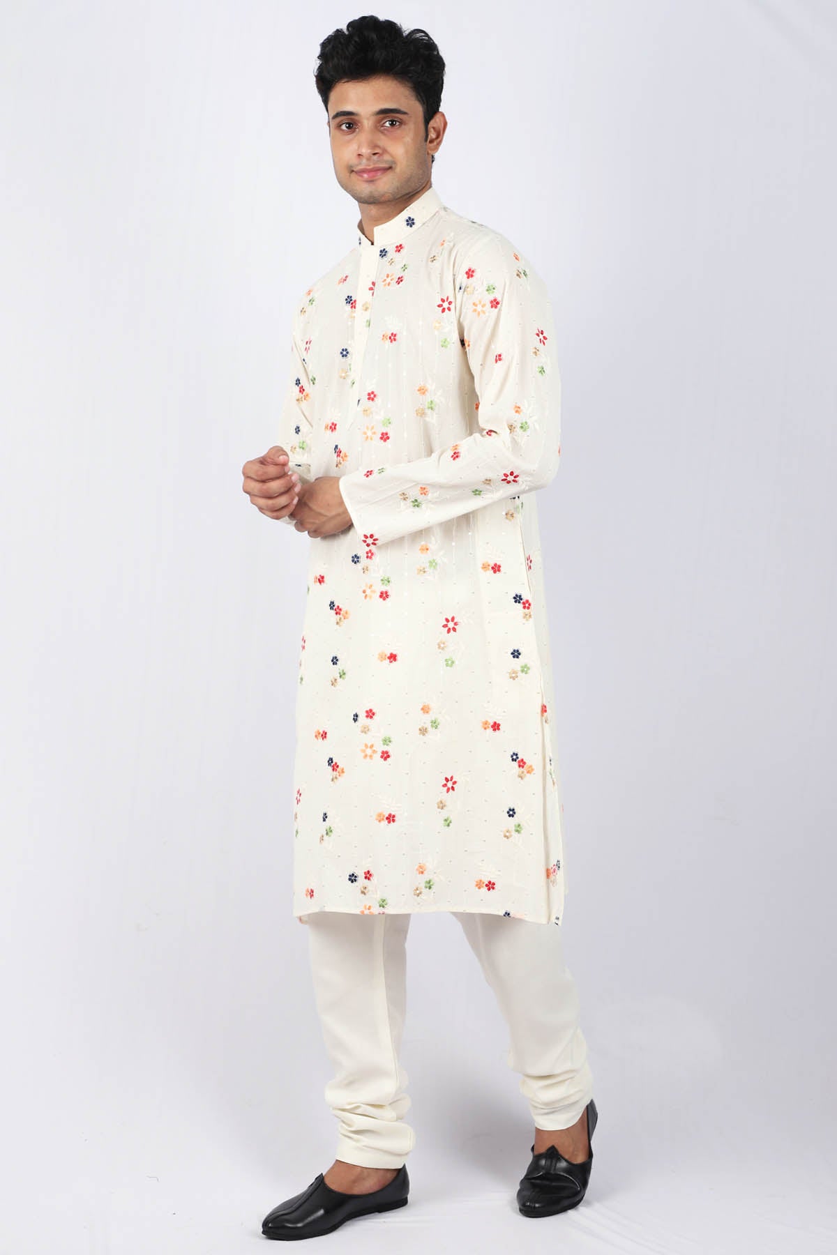 Floral Embroidery Kurta Set