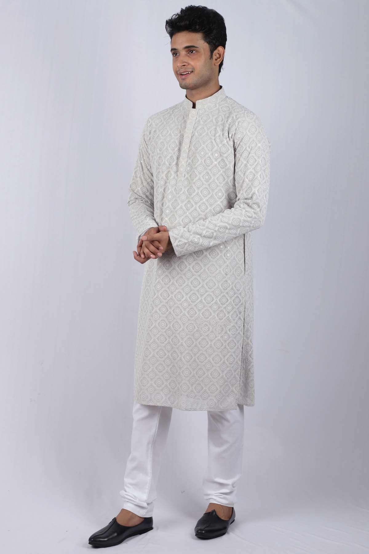 Golnuma Embroidered Kurta Set