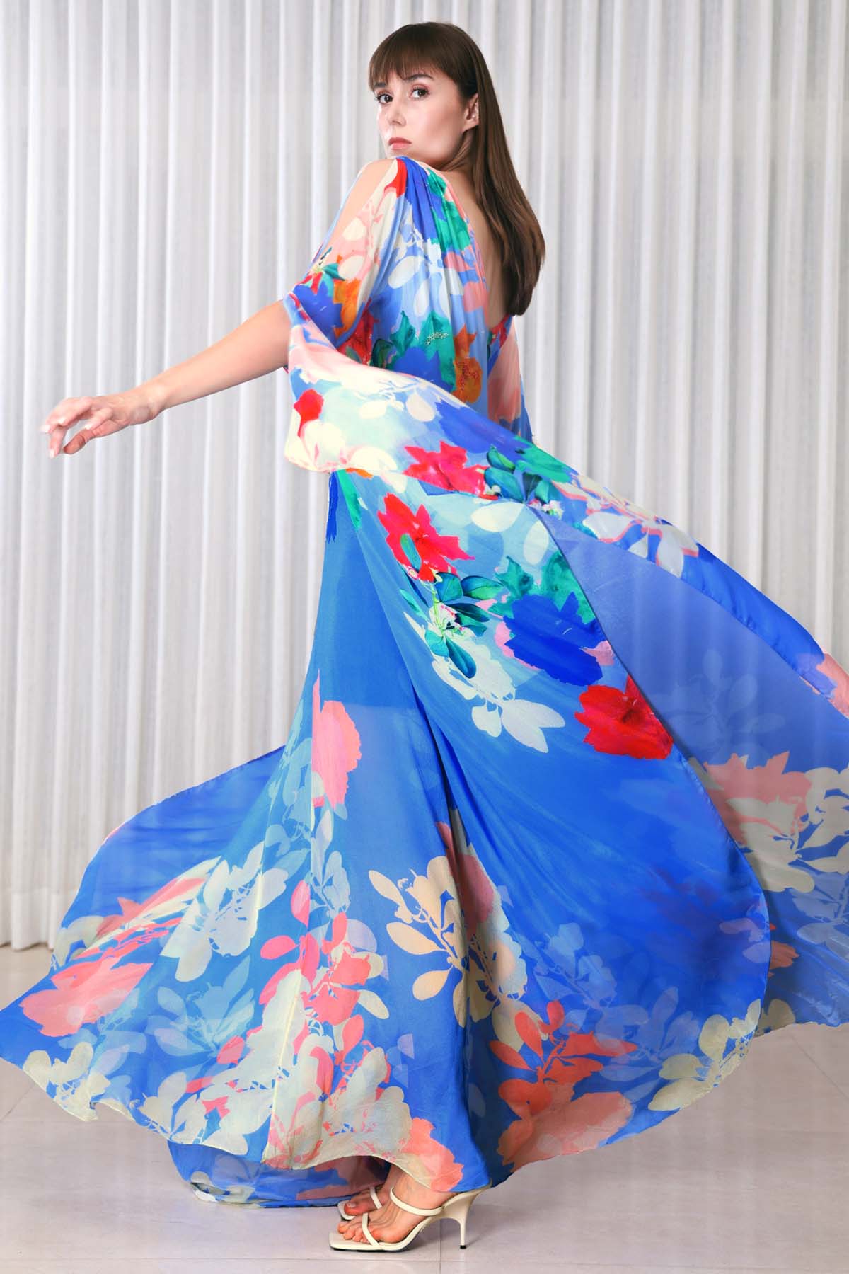 Hibiscus Printed Embroidered Kaftan