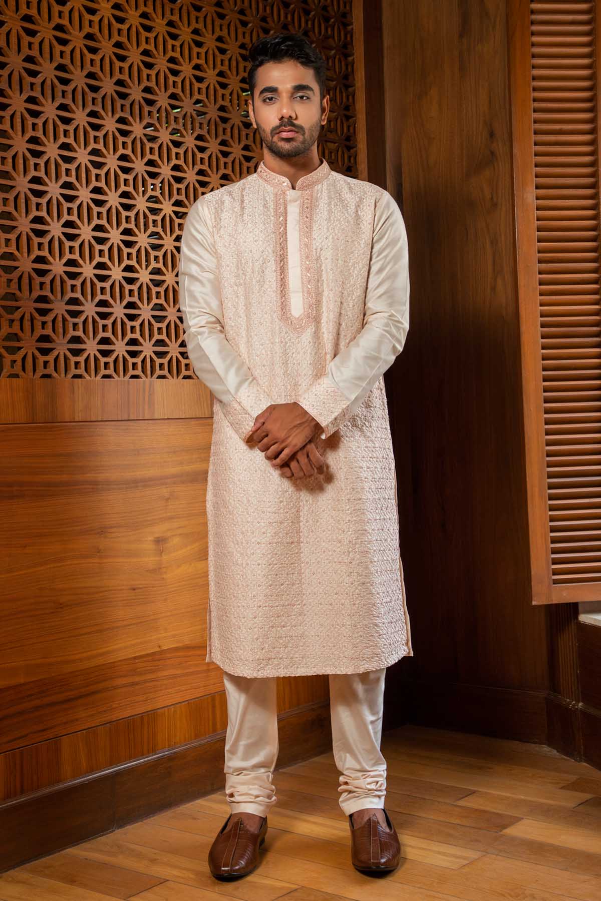 Buy Jaal Embroidered Kurta Set Online