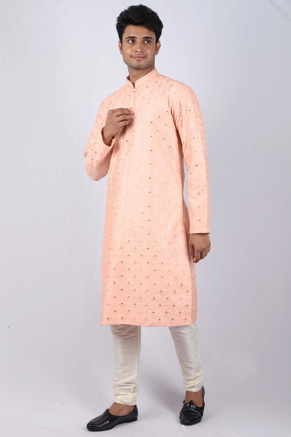 Kaanchkari Embroidered Kurta Set