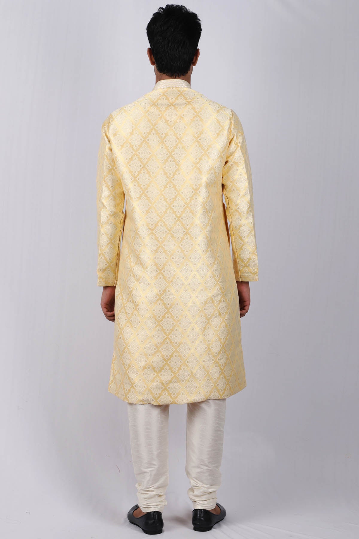 Mehfil Floral Pattern Kurta Set
