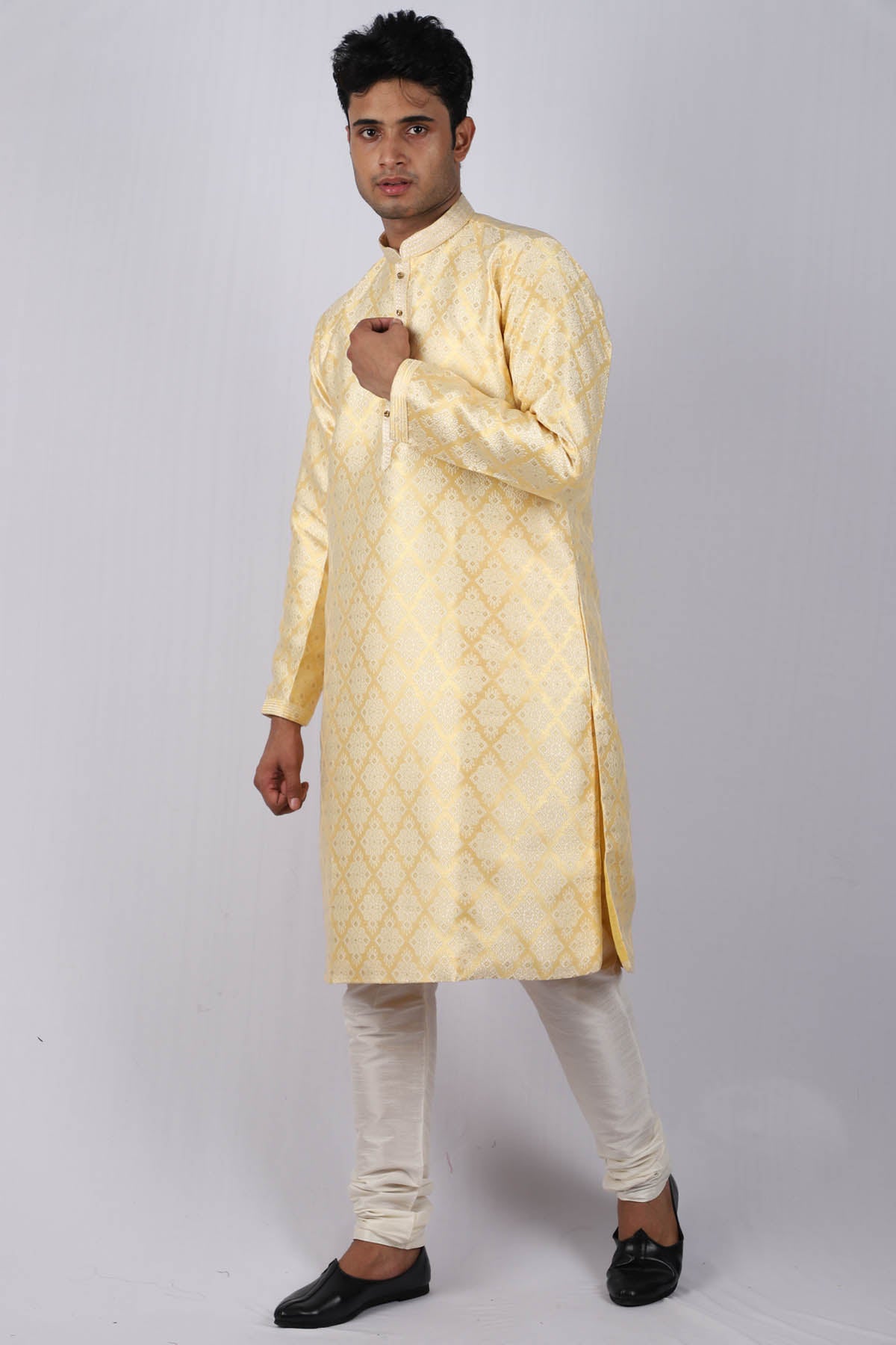 Mehfil Floral Pattern Kurta Set
