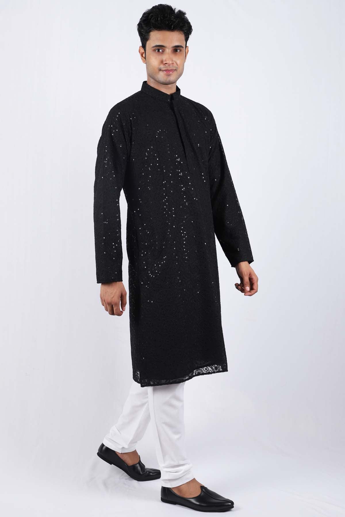 Mughalkaari Embroidered Kurta Set