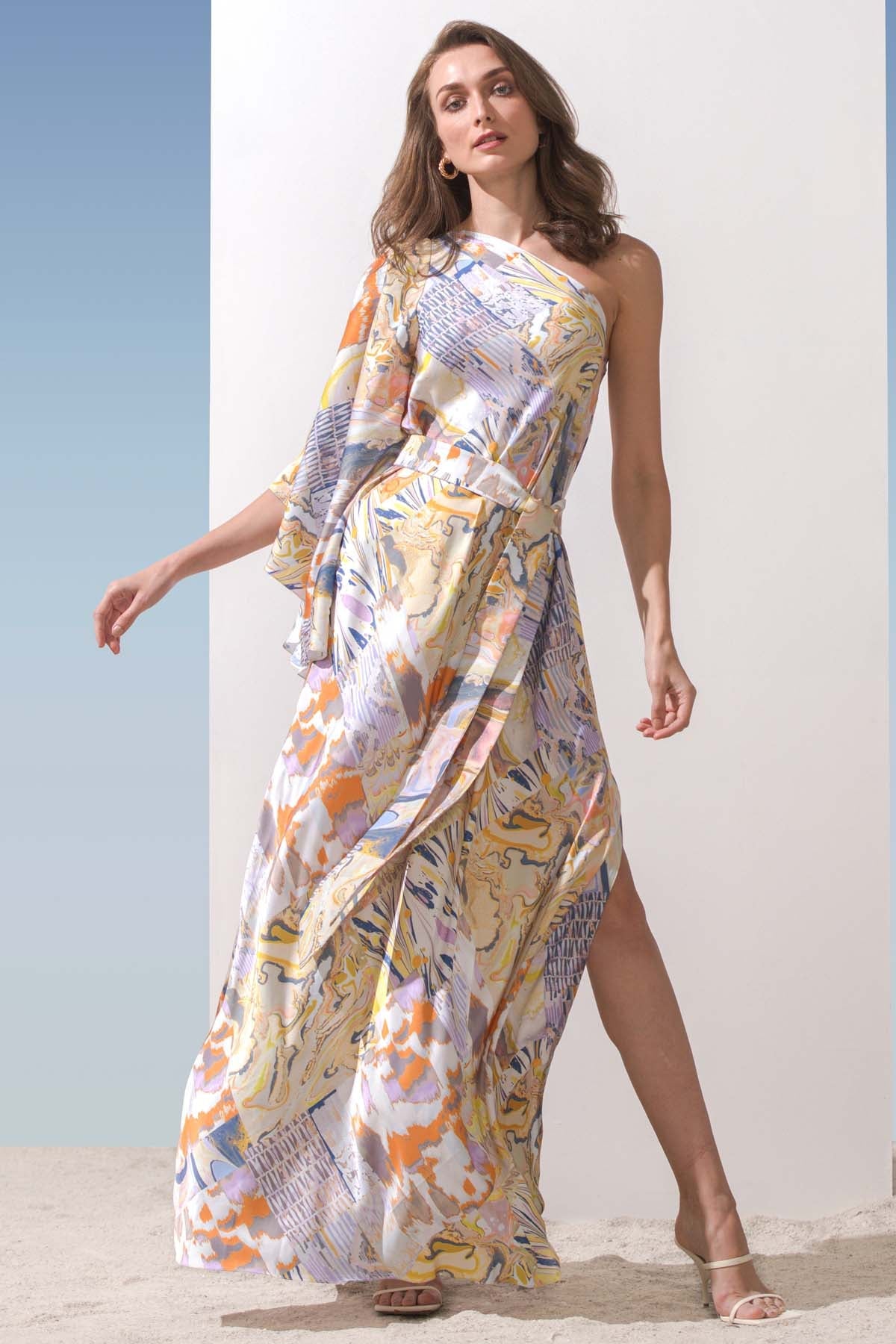 Buy One Shoulder Belted Kaftan by Mandira Wirk