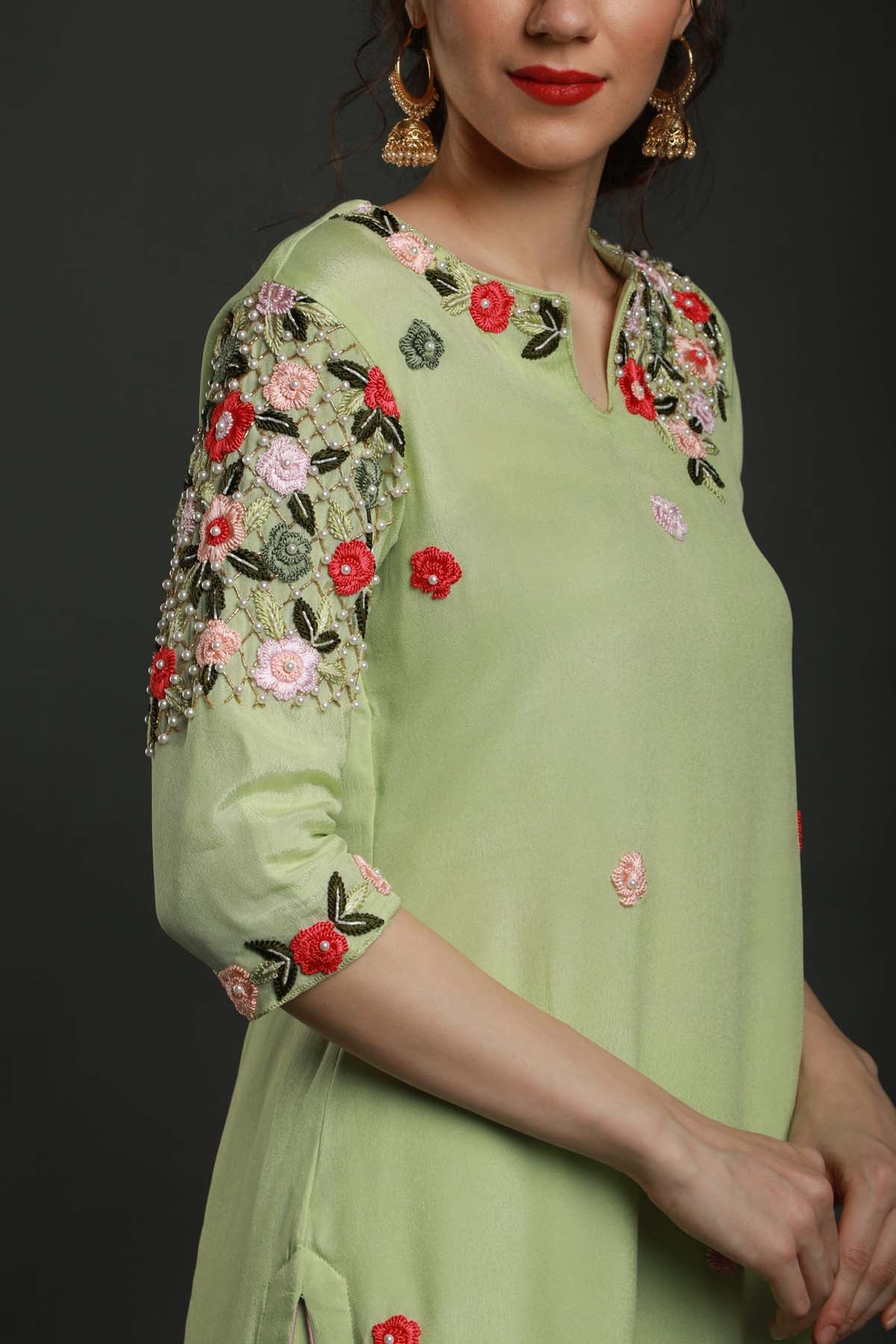 Floral Embroidered Kurta Set