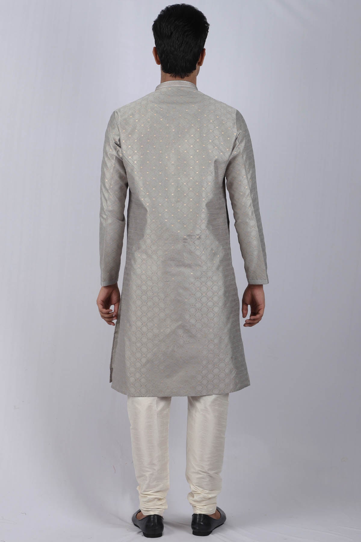 Raksha Floral Pattern Kurta Set