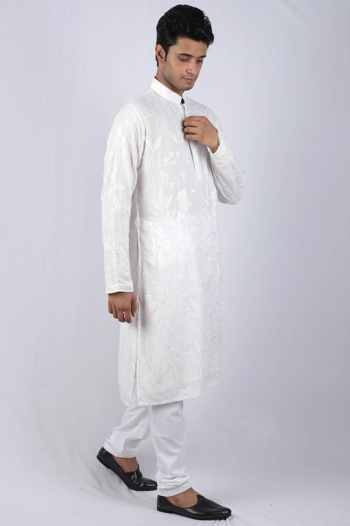Swan Leaf Embroidered Kurta Set