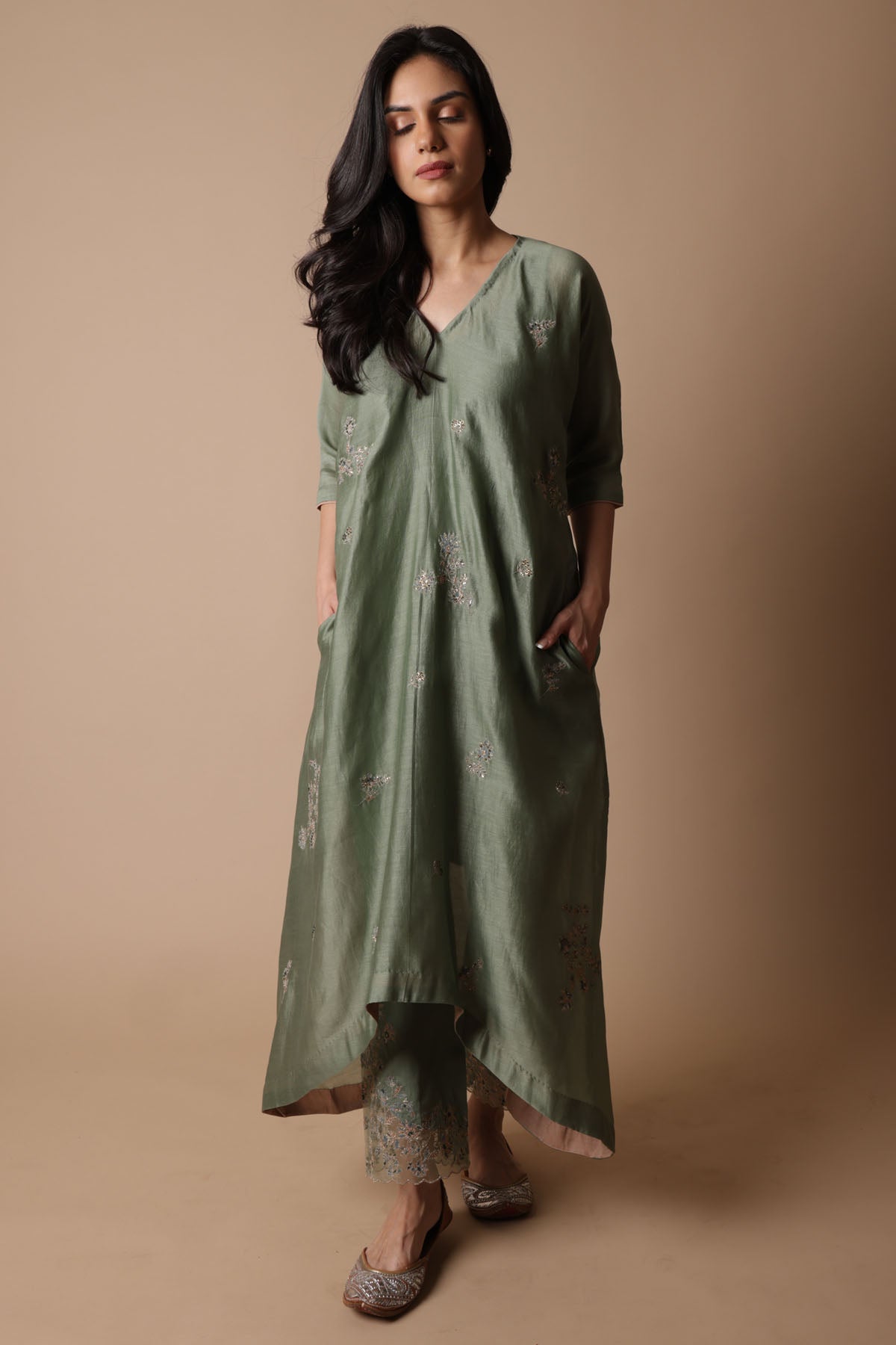 Zardozi Chanderi Silk Kurta Set