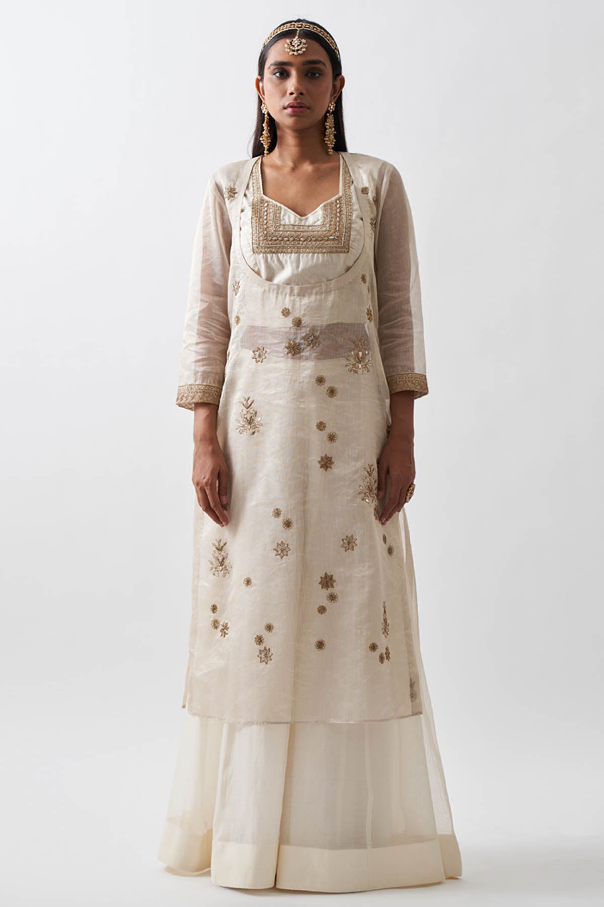 Ari Zardosi Kalidar Sharara Set