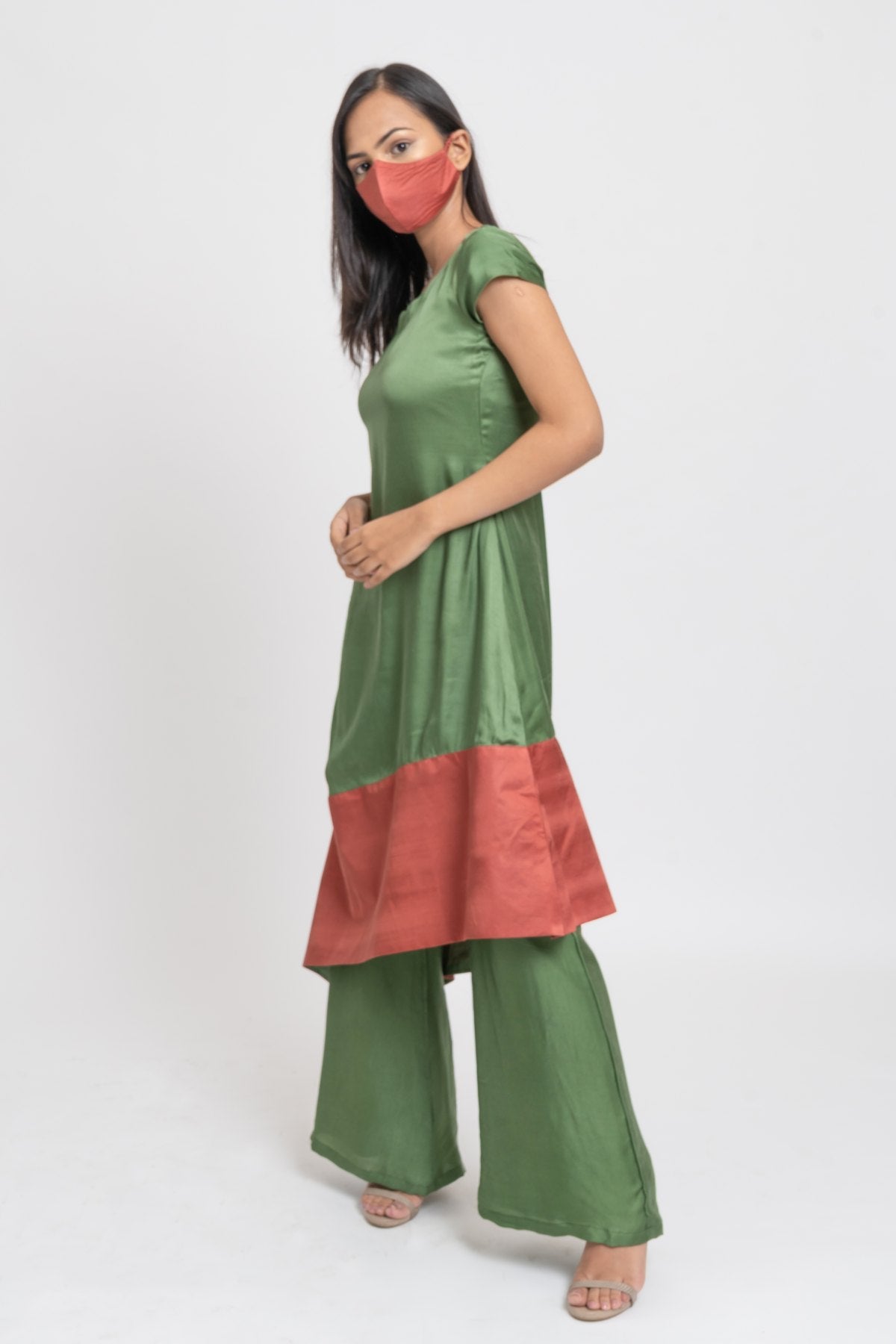 Asymmetric Colorblock Kurta Set