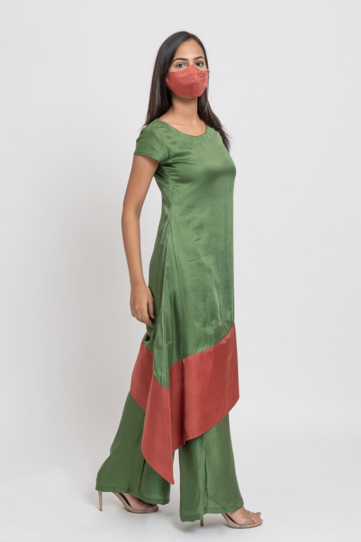 Asymmetric Colorblock Kurta Set