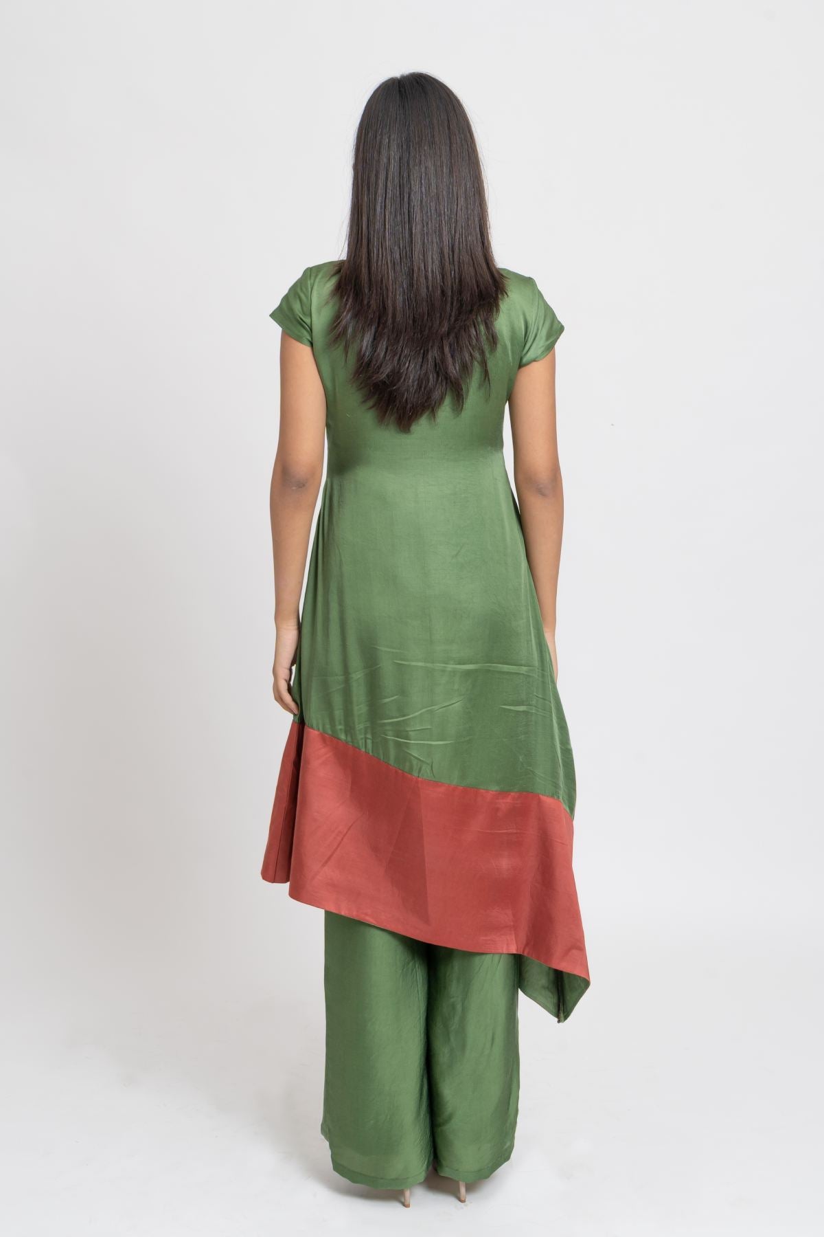 Asymmetric Colorblock Kurta Set