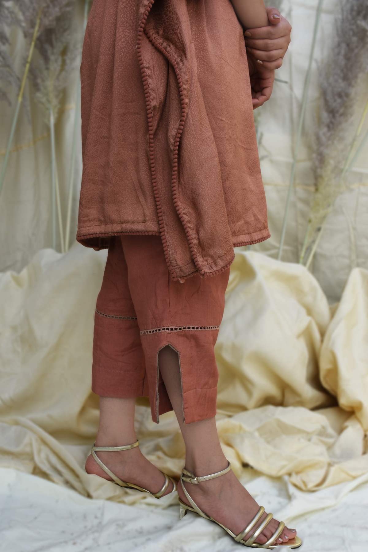 Boondi Lace Kaftan Set