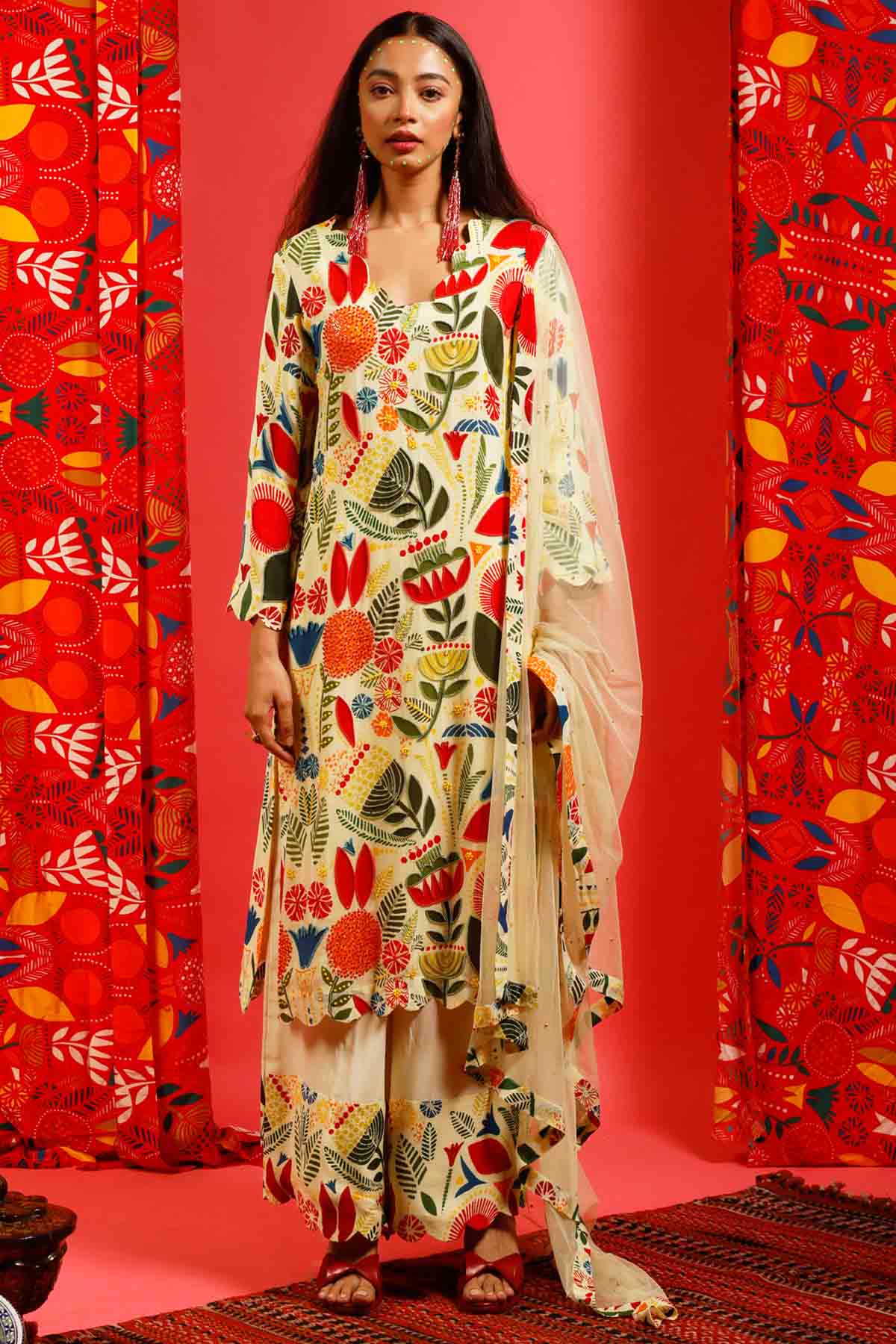 Embroidered Crepe Kurta Set