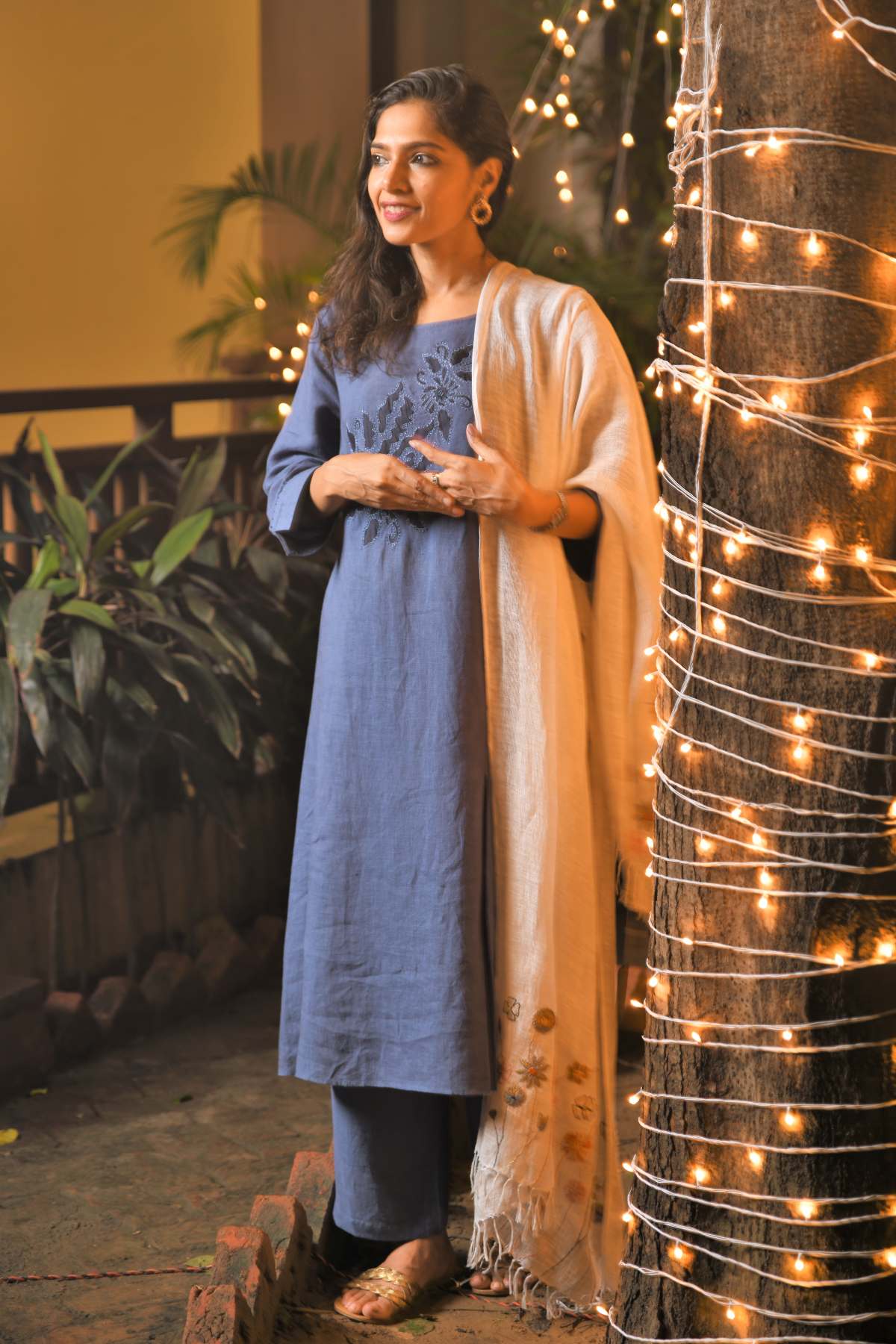 Buy Designer Gauzy Embroidered Stole Online