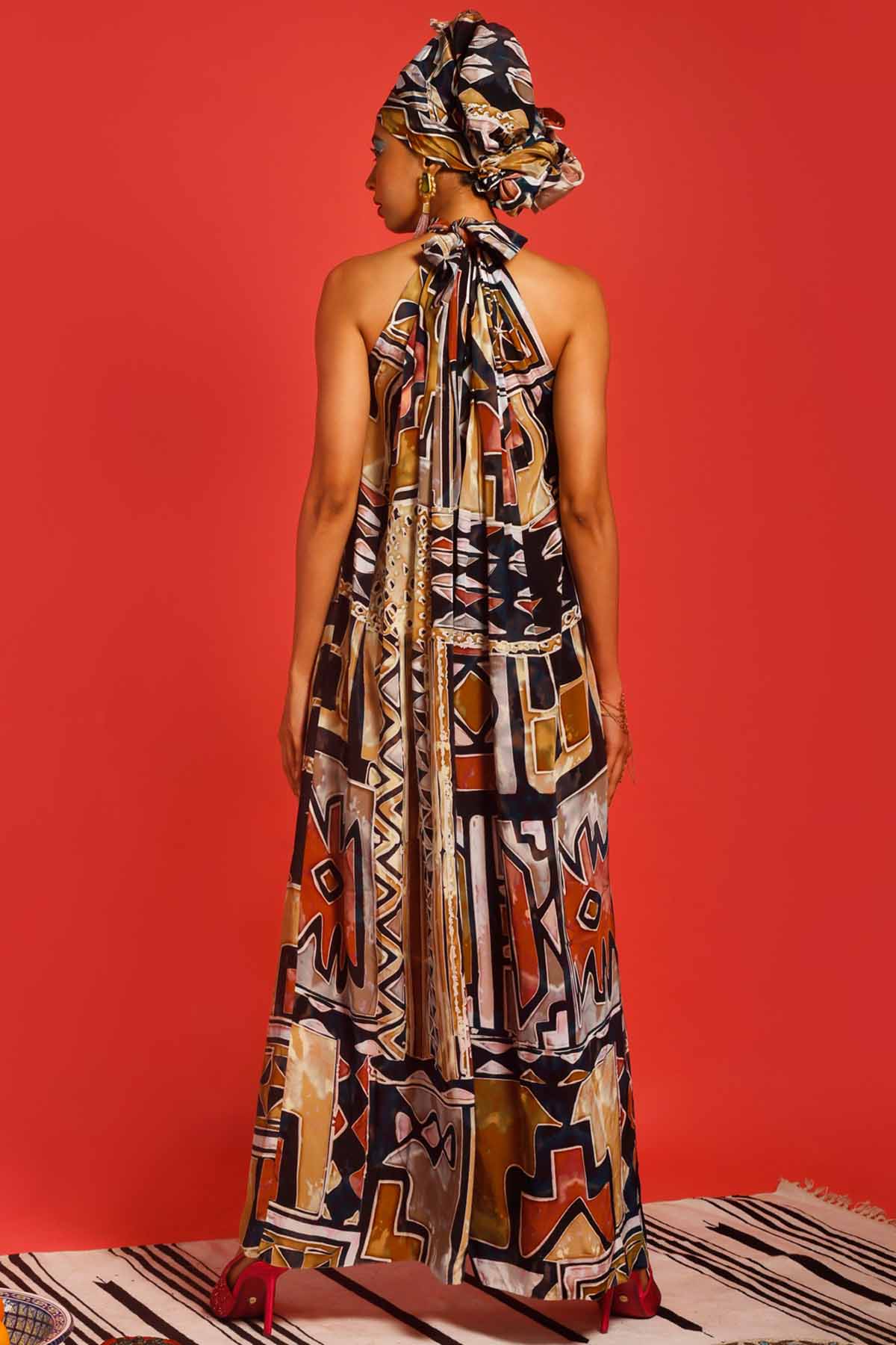 Halter Neck Pleated Jumpsuit