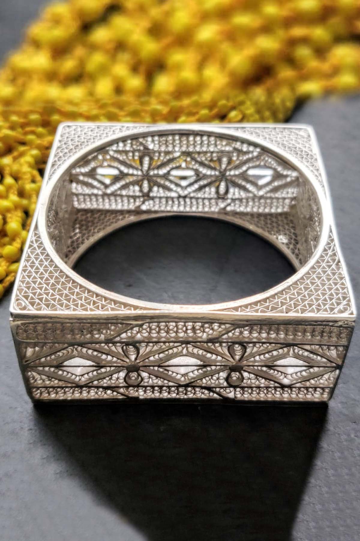 Handcrafted Filigree Work Bangle